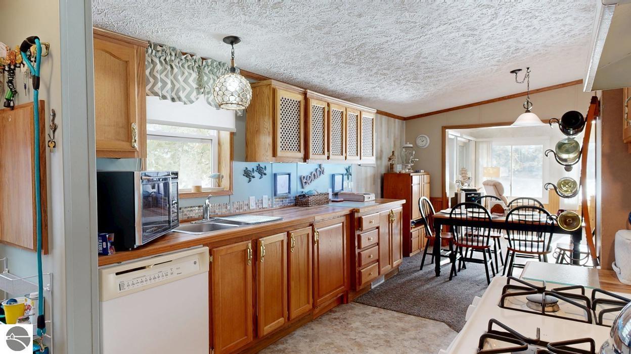 11190 South Shore Drive, Lake, MI 48632 — Photo 13