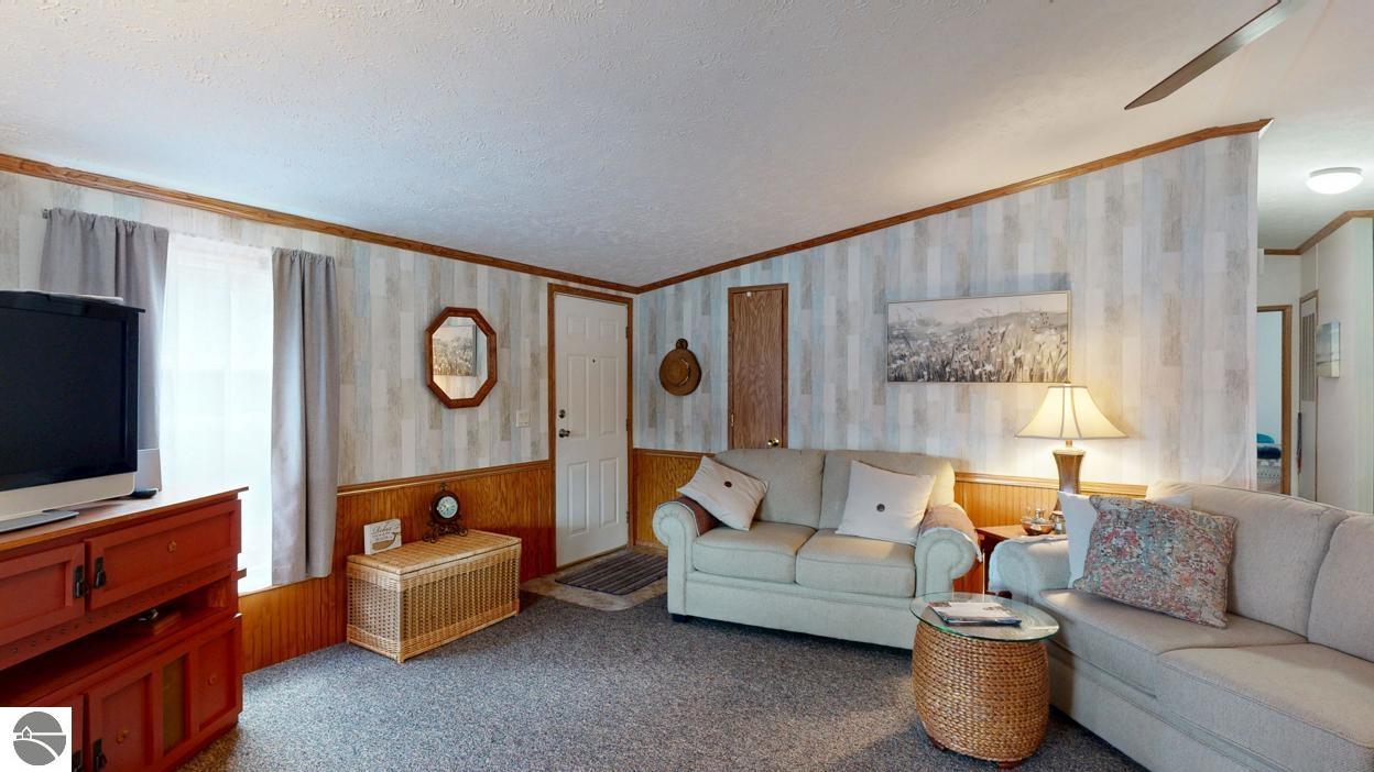 11190 South Shore Drive, Lake, MI 48632 — Photo 8