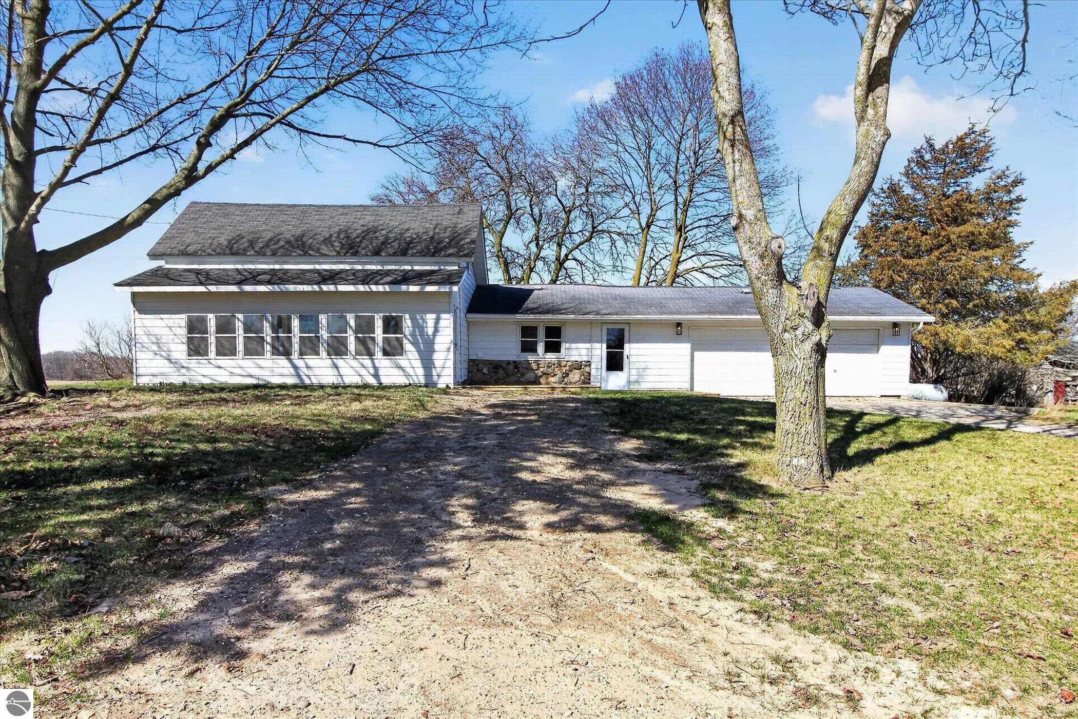8539 Bliss Road, Elwell, MI 48832 — front exterior