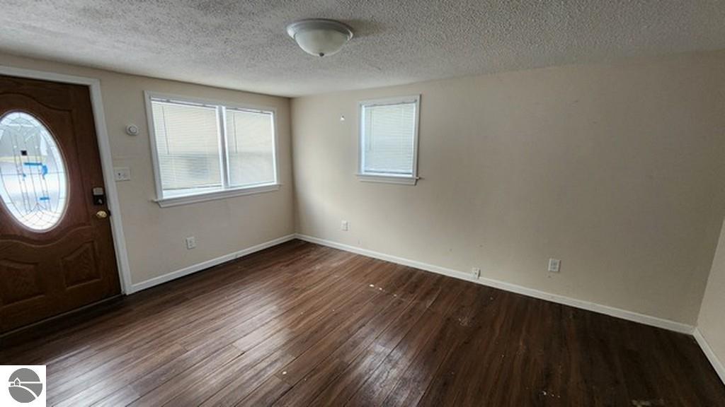 124 N Wheeler, Oscoda, MI 48750 — Photo 7