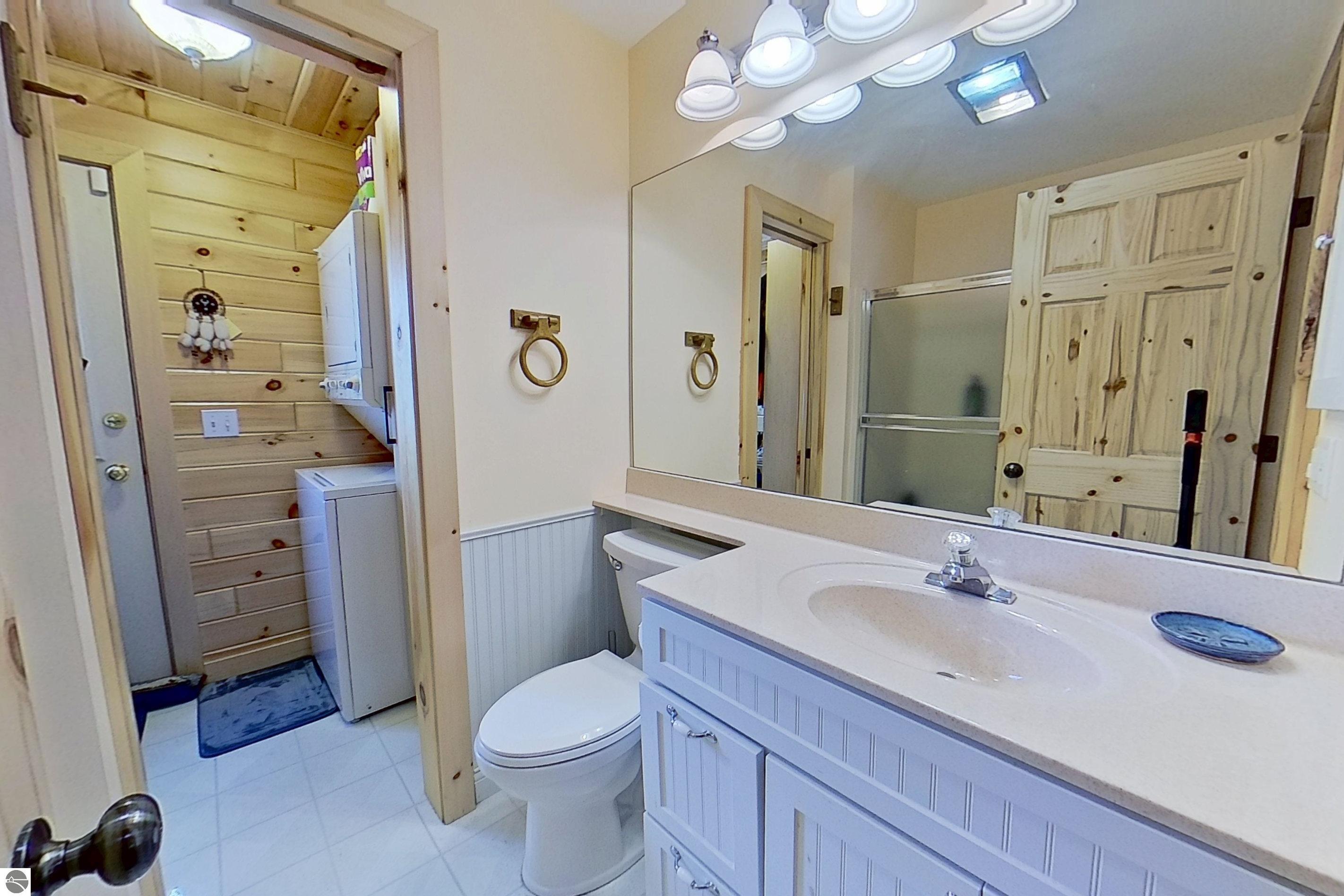 11417 N Shore Drive, Lake, MI 48632 — Photo 28