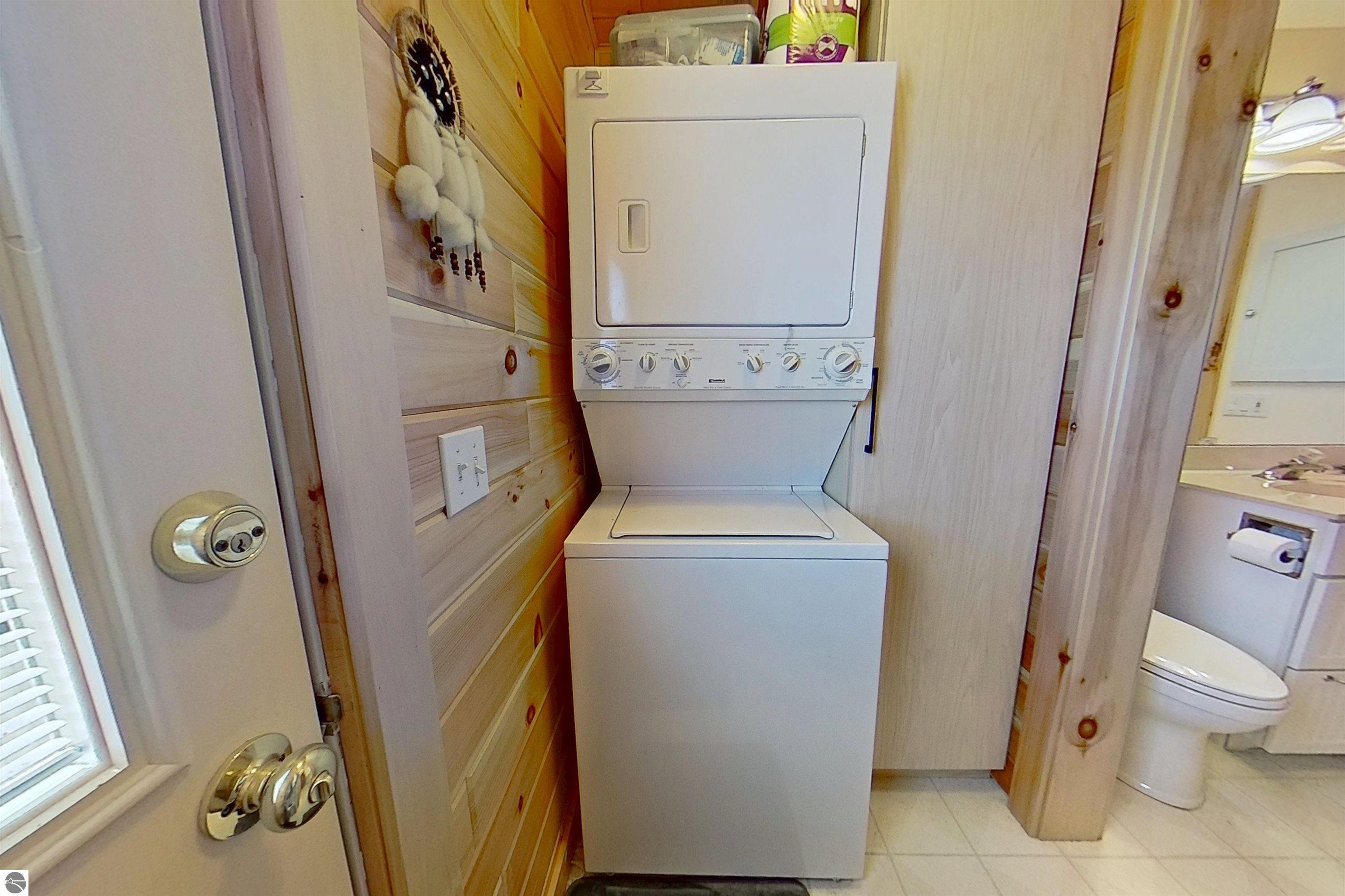 11417 N Shore Drive, Lake, MI 48632 — Photo 32
