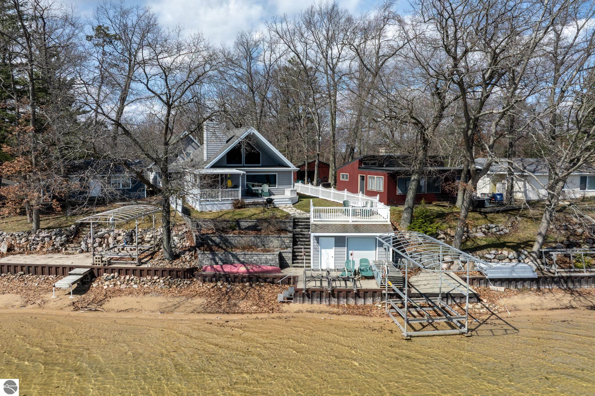 11417 N Shore Drive, Lake, MI 48632 — Photo 33