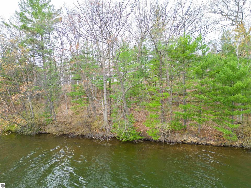 1565 Edgewater Ridge on Boardman Lake