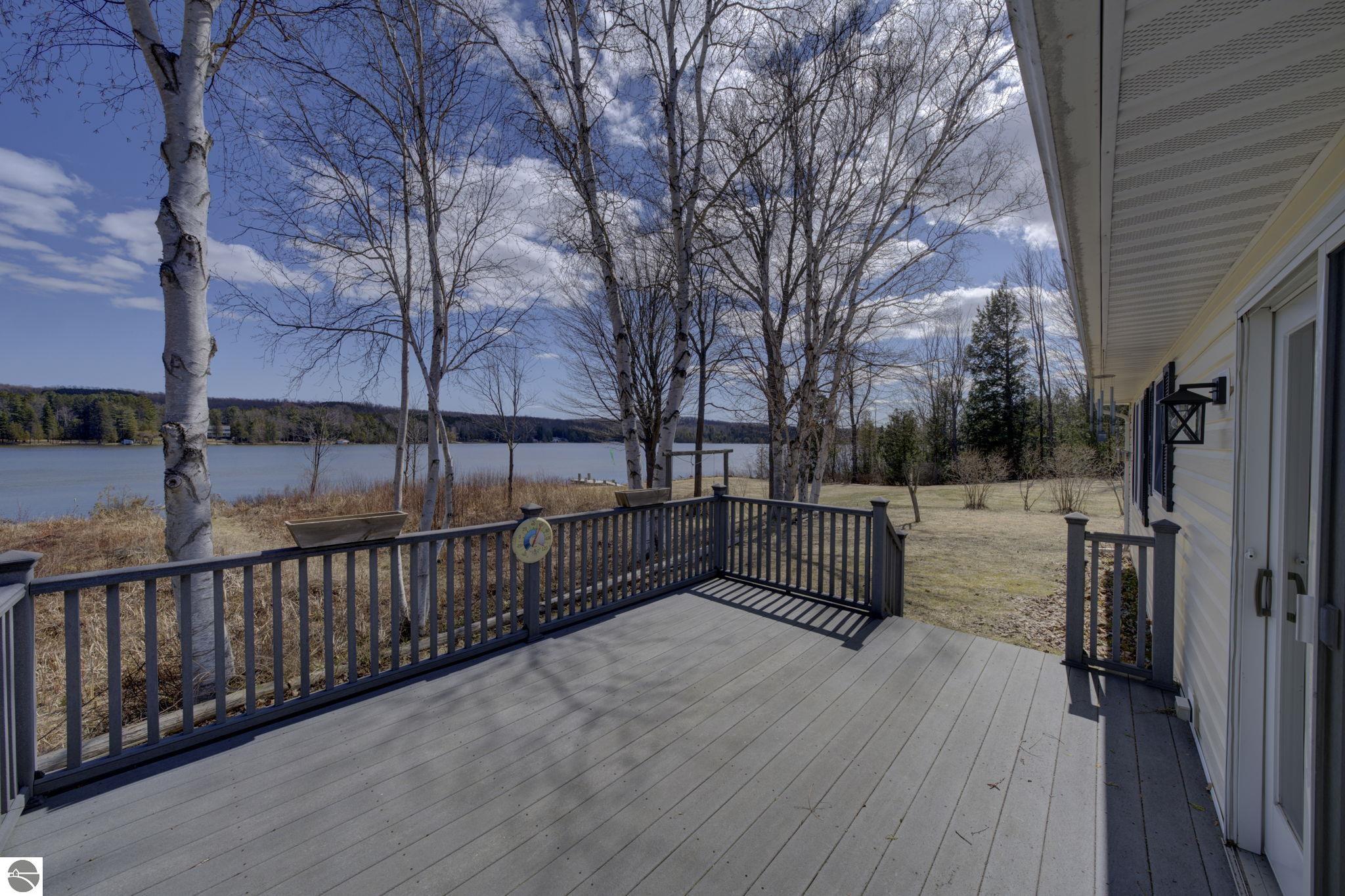 533 Lake Shore Drive