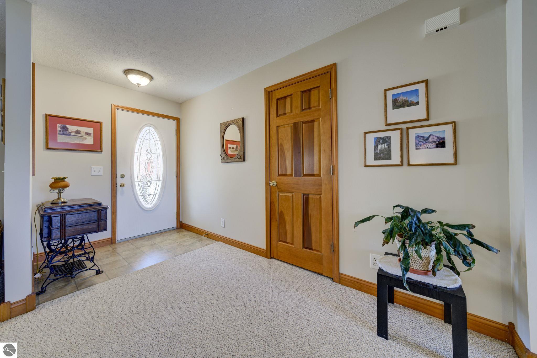 533 Lake Shore Drive