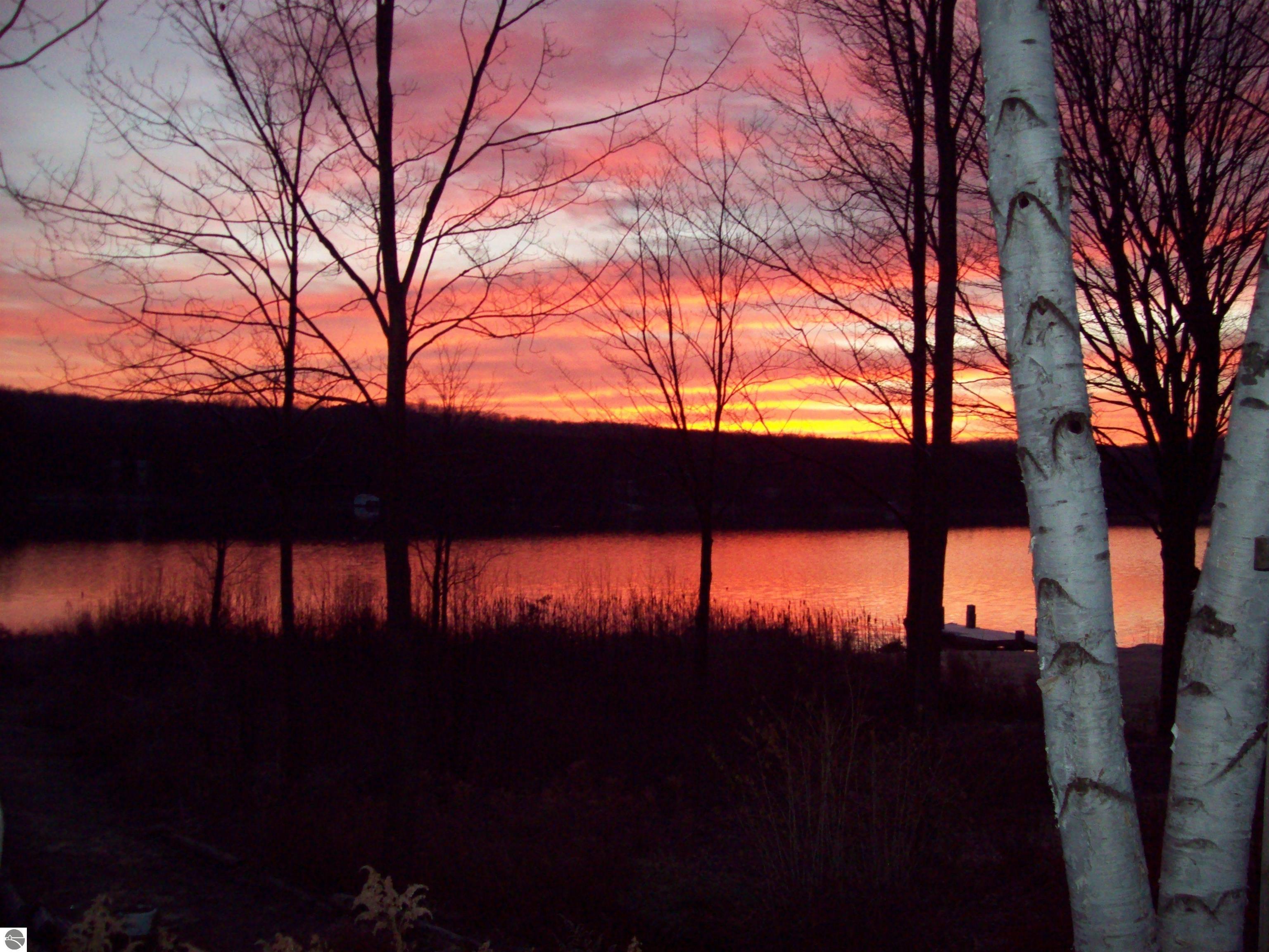 533 Lake Shore Drive