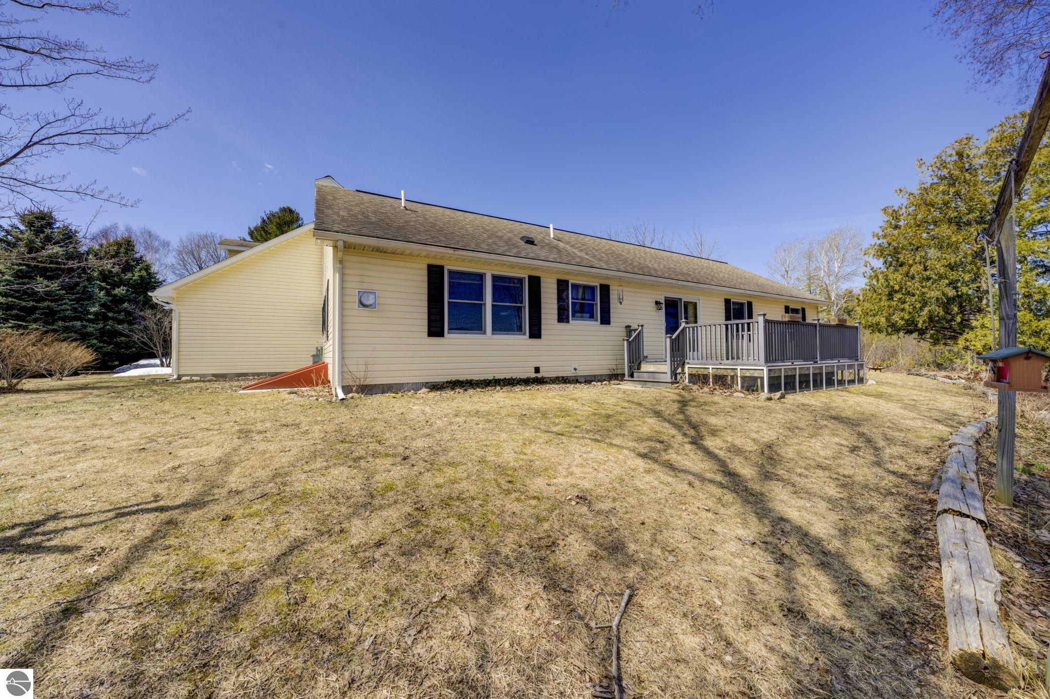 533 Lake Shore Drive