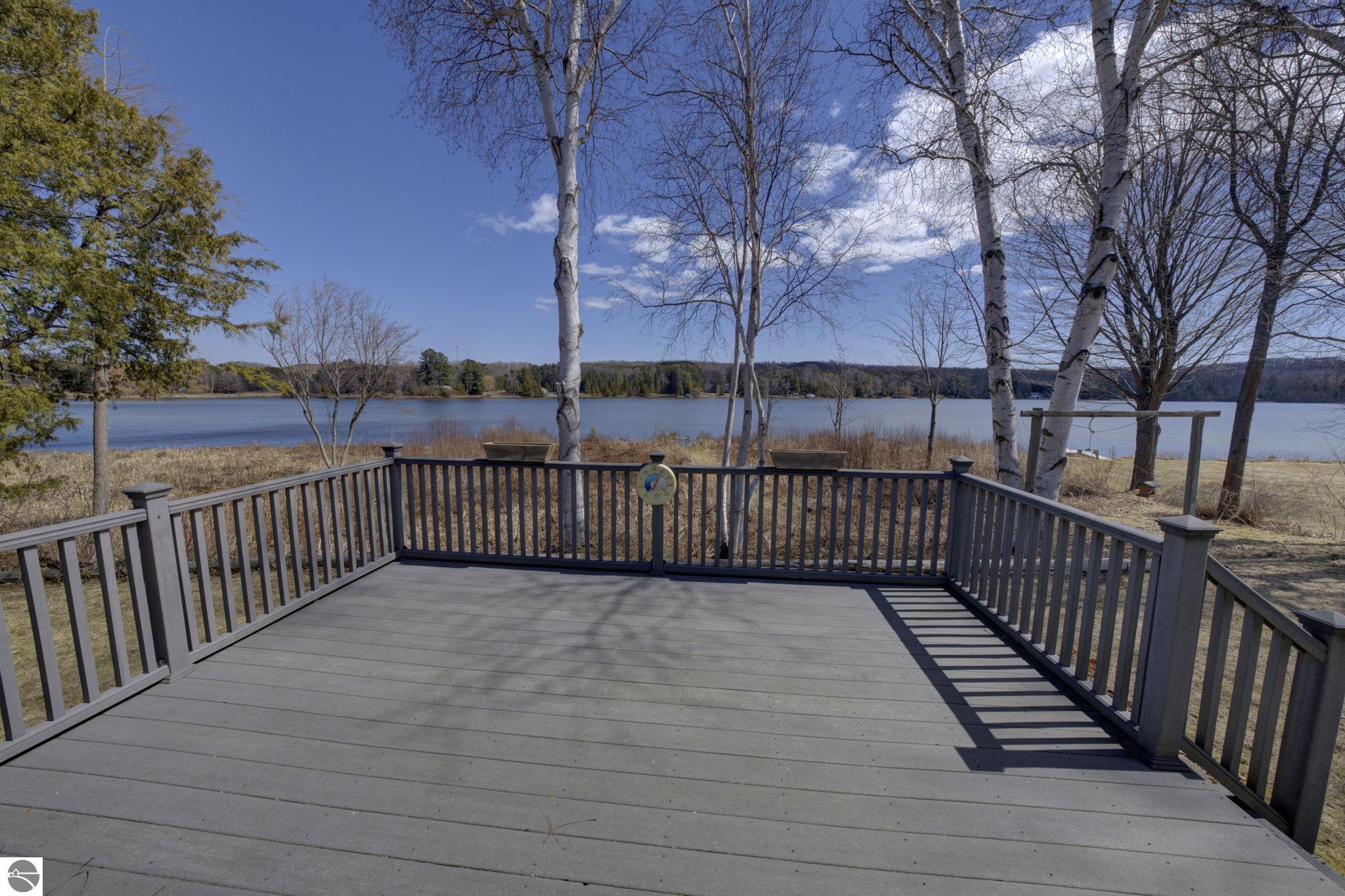 533 Lake Shore Drive