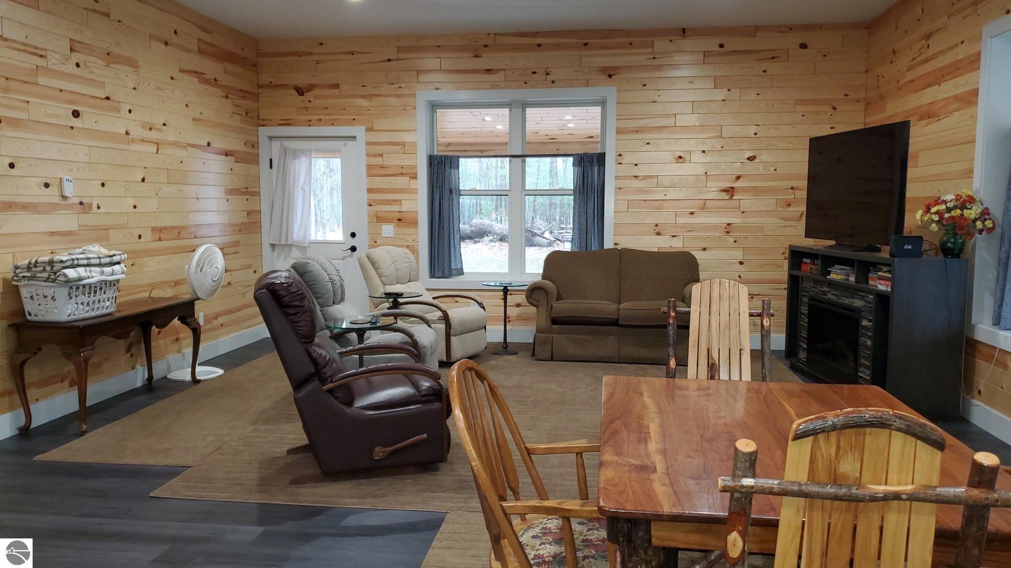 661 Forest Boulevard, Lake, MI 48632 — Photo 3