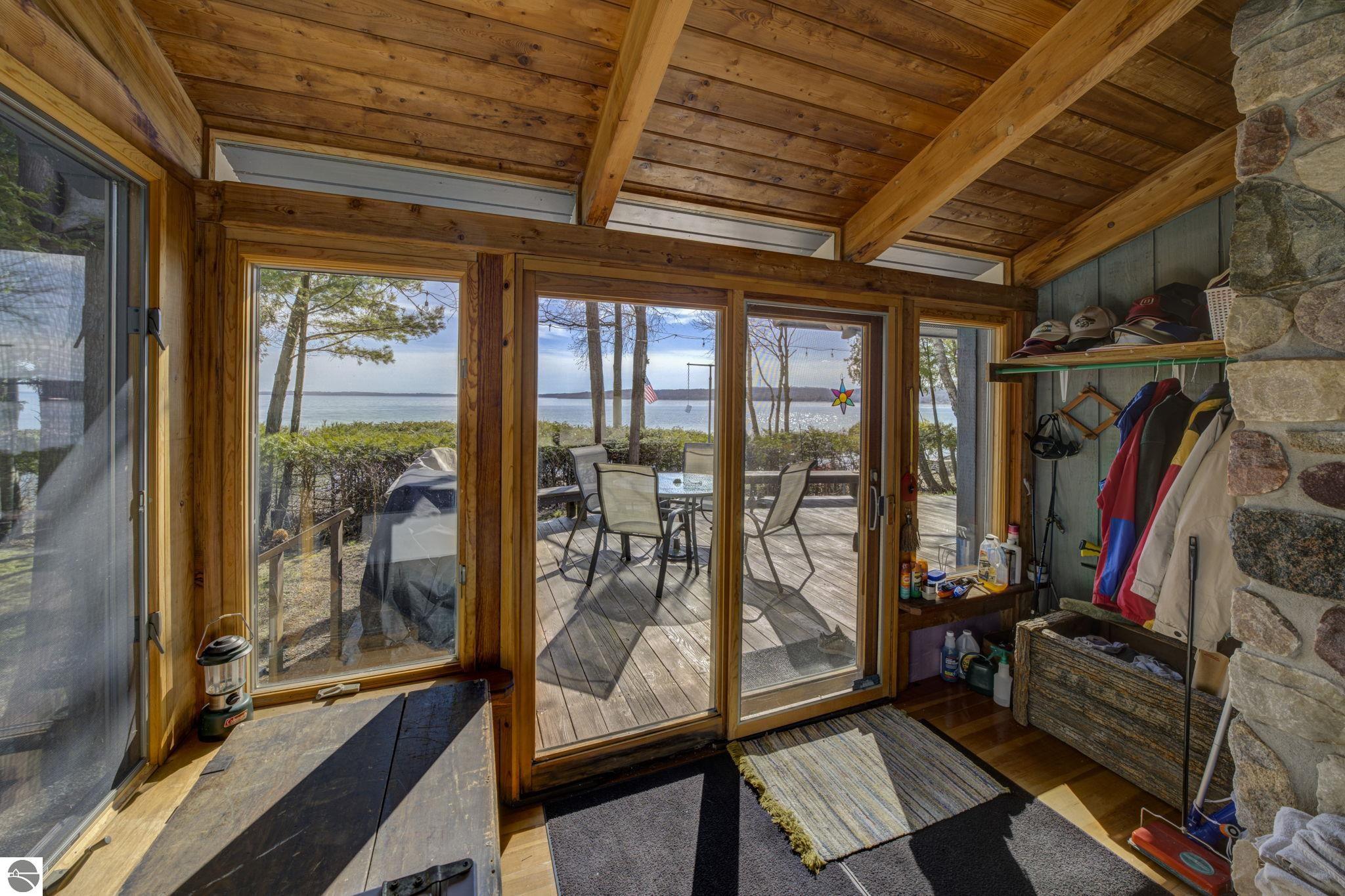 4152 Omena Point Road