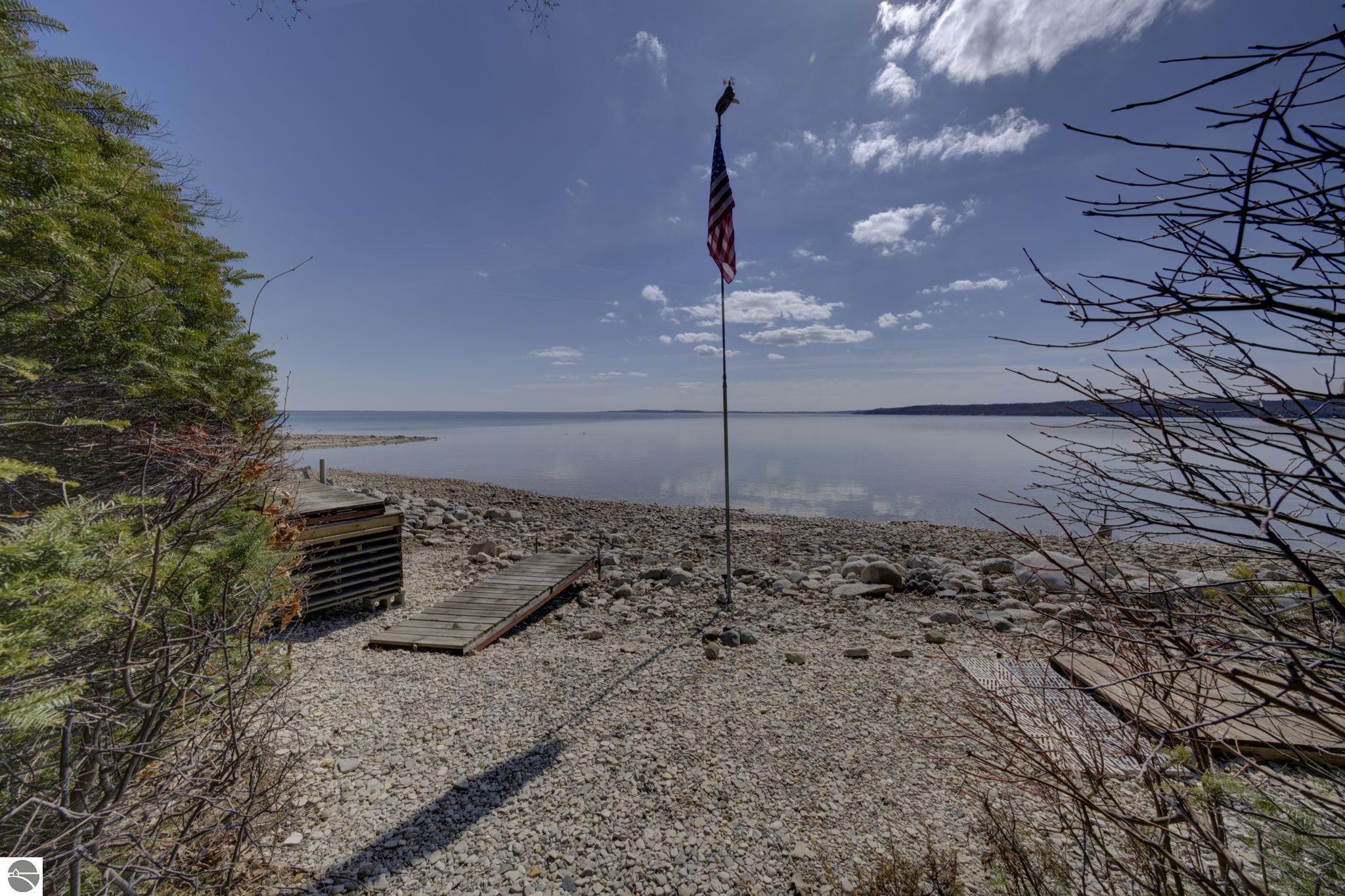 4152 Omena Point Road