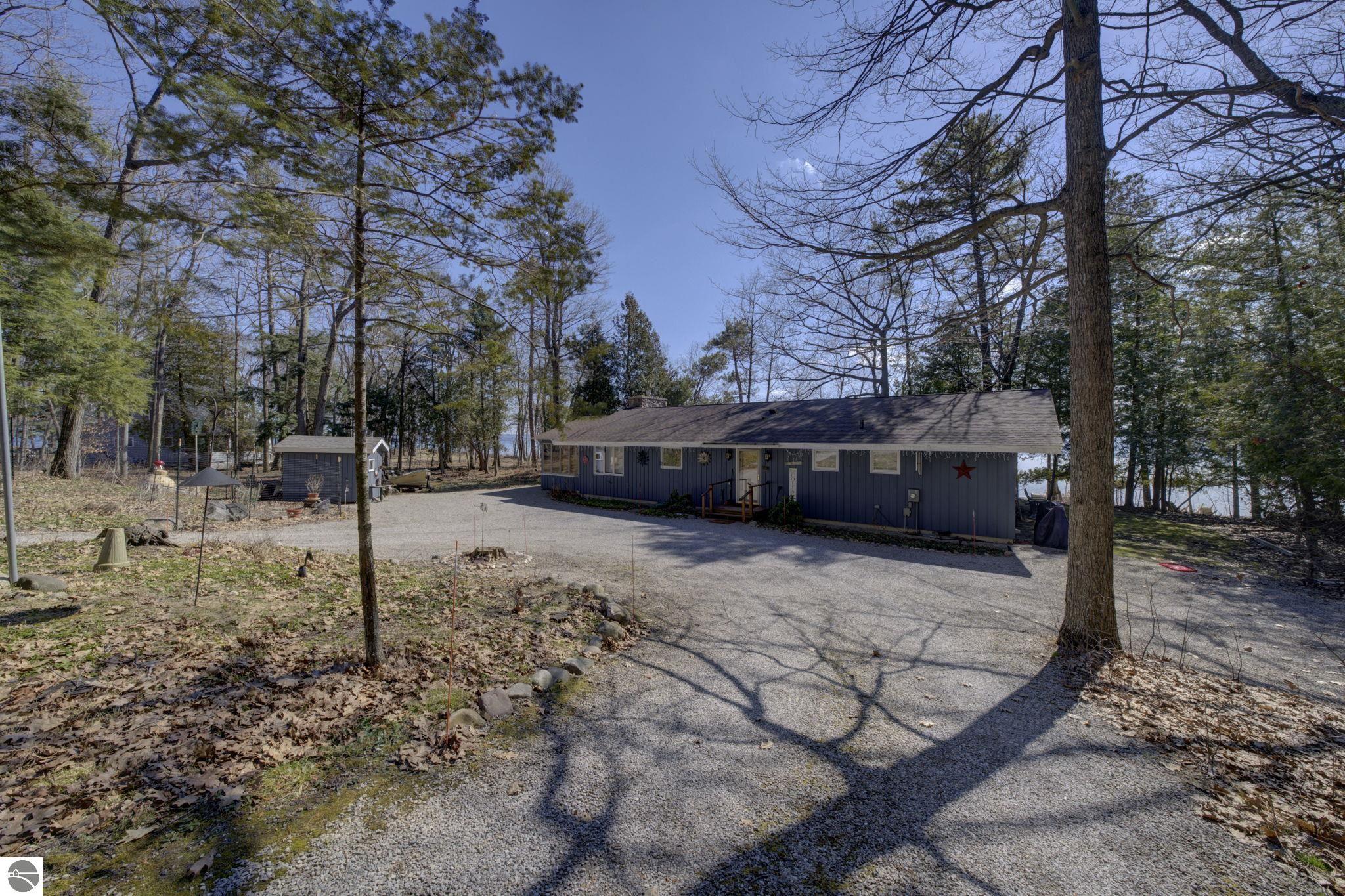 4152 Omena Point Road