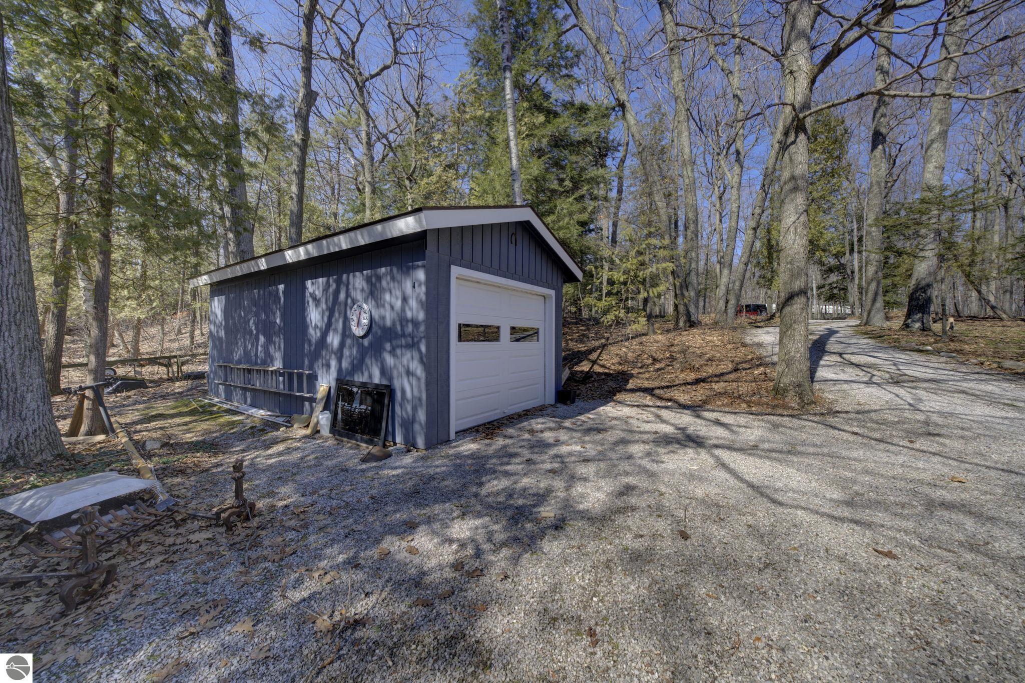 4152 Omena Point Road