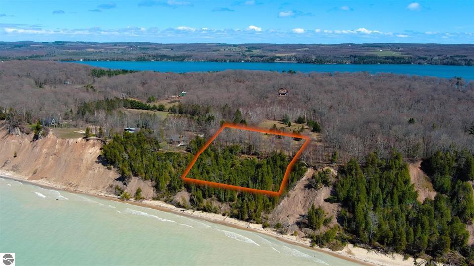 N Manitou Trail on Lake Michigan in Leelanau County
