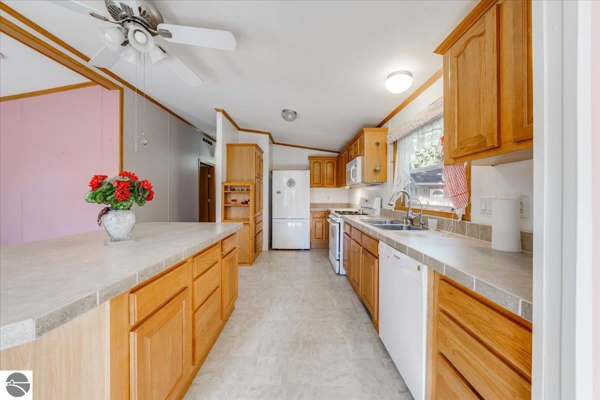 8200 Chain Lake Road, South Branch, MI 48761 — Photo 20