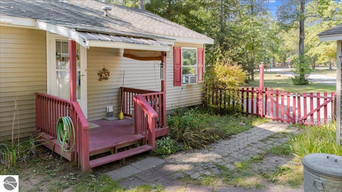 8200 Chain Lake Road, South Branch, MI 48761 — Photo 4