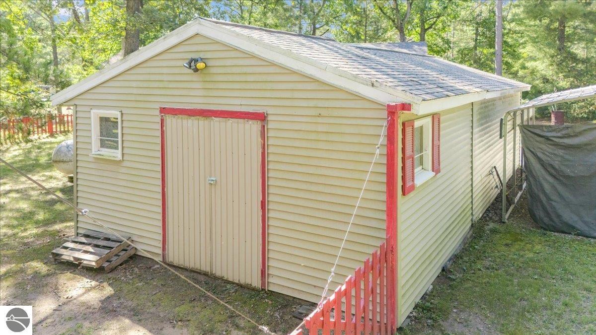 8200 Chain Lake Road, South Branch, MI 48761 — Photo 33