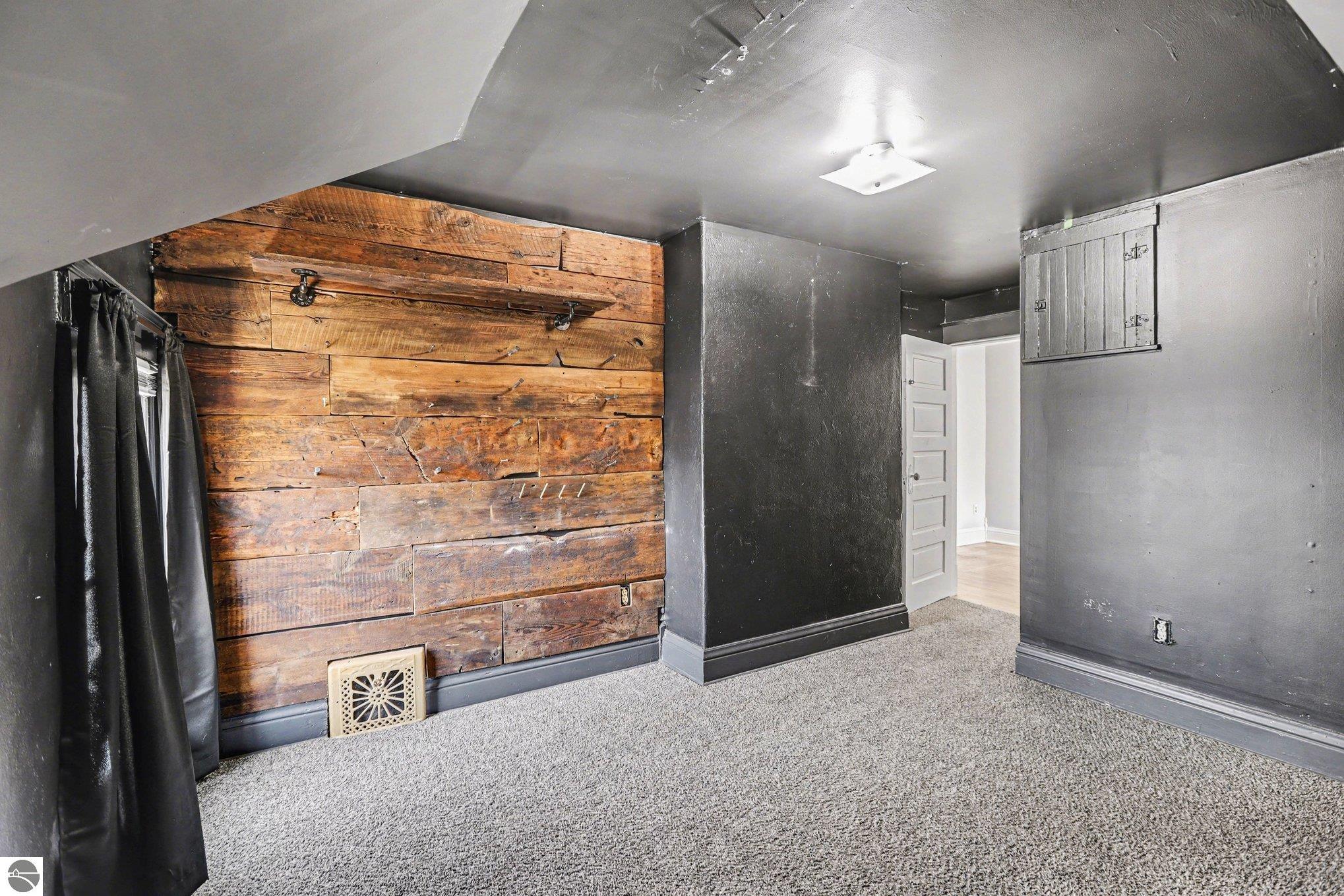 416 E Pine Street, Cadillac, MI 49601 — Photo 21