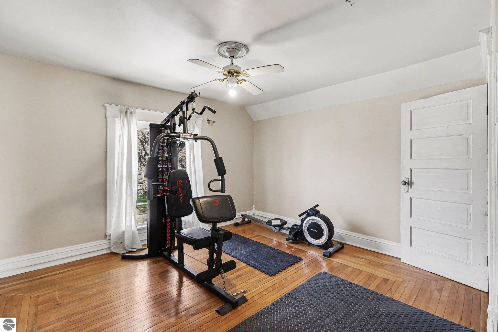 416 E Pine Street, Cadillac, MI 49601 — Photo 22