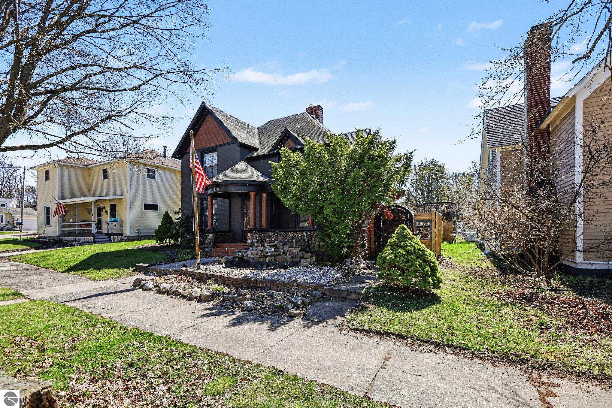 416 E Pine Street, Cadillac, MI 49601 — Photo 26