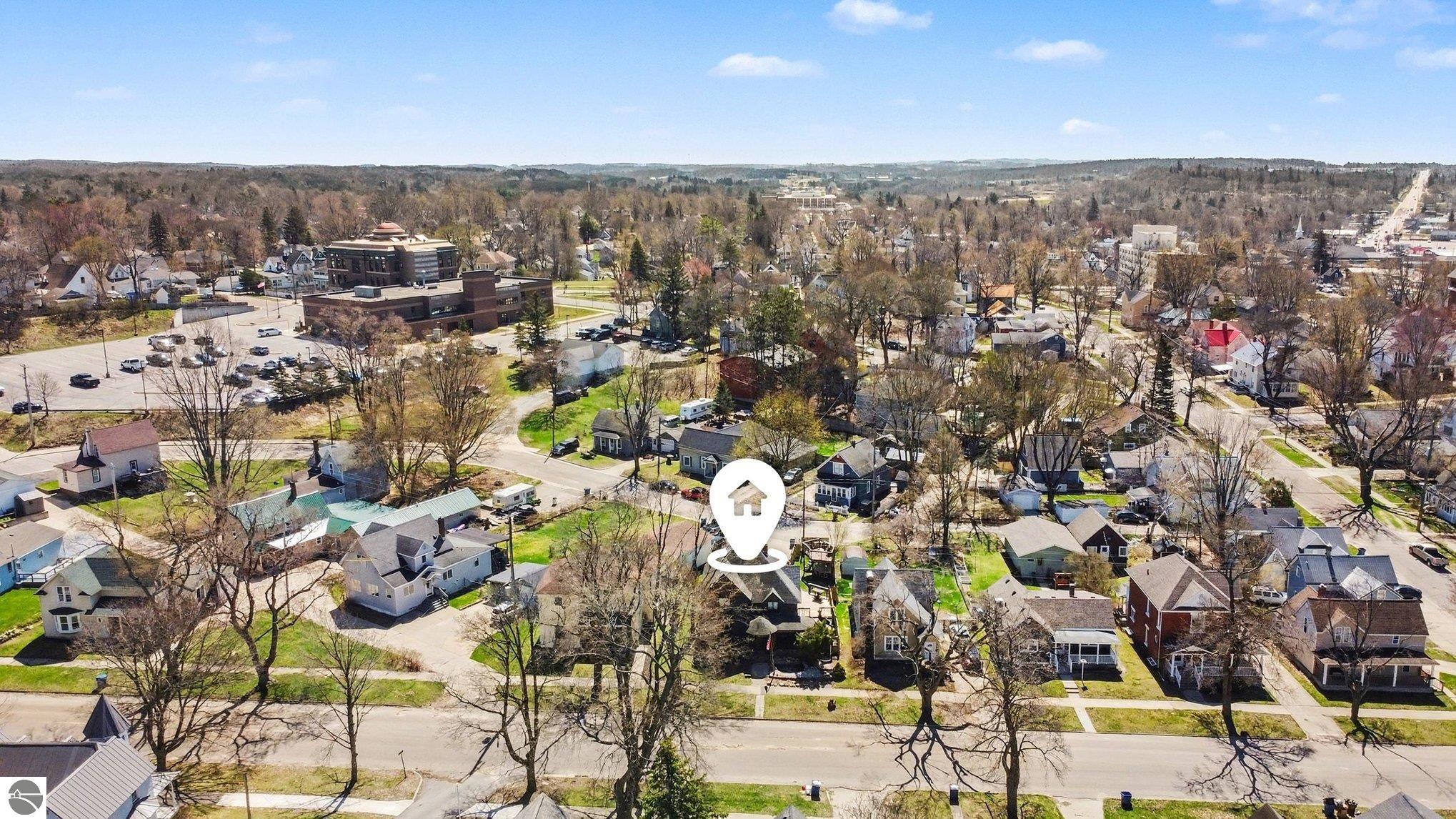 416 E Pine Street, Cadillac, MI 49601 — Photo 33