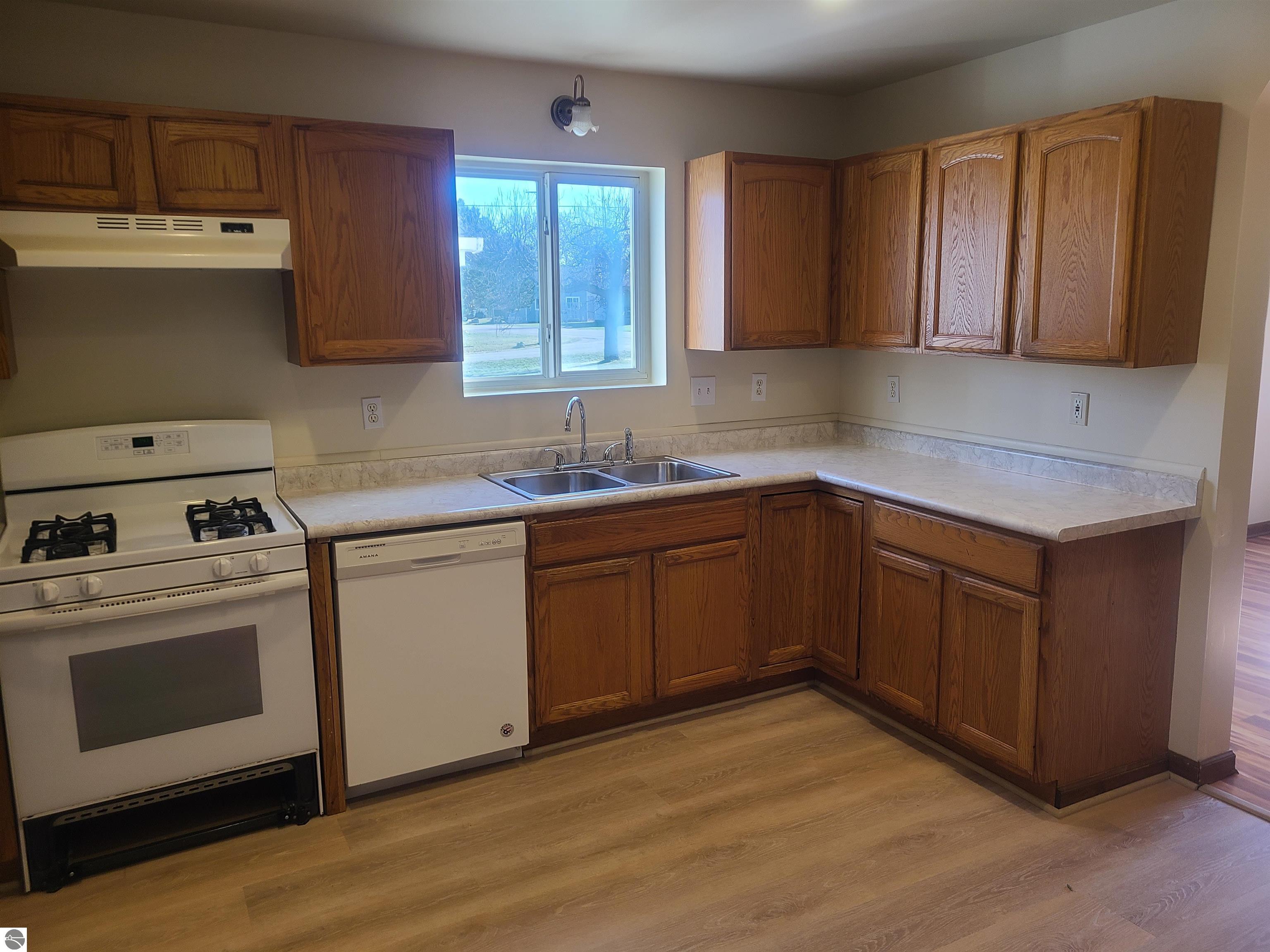 209 N 2nd Street, Oscoda, MI 48750 — Photo 8