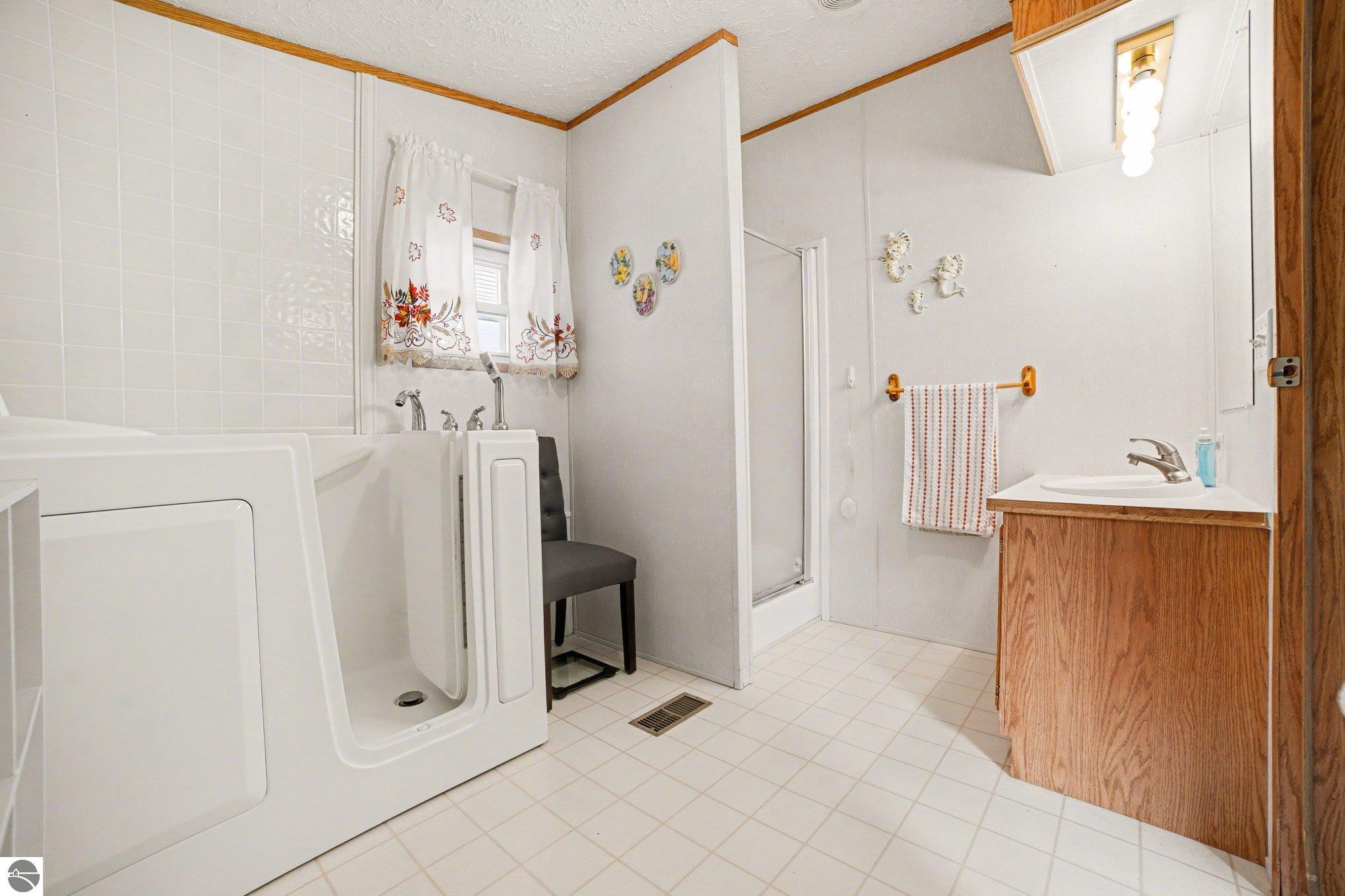 7915 S Curtis Road, MI 48858 — Photo 11
