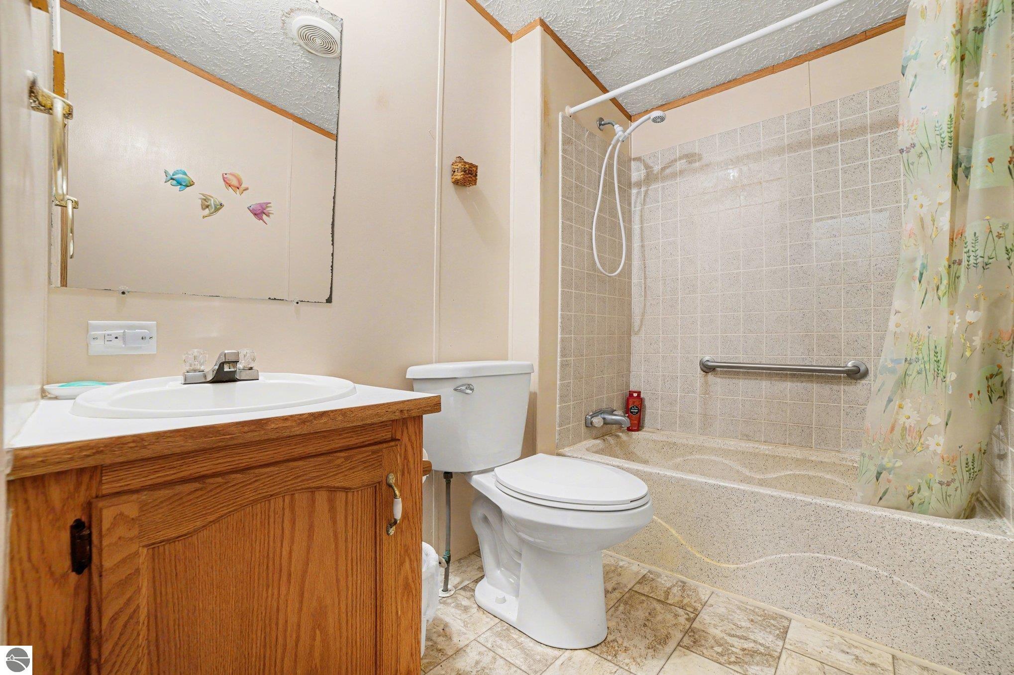 7915 S Curtis Road, MI 48858 — Photo 13