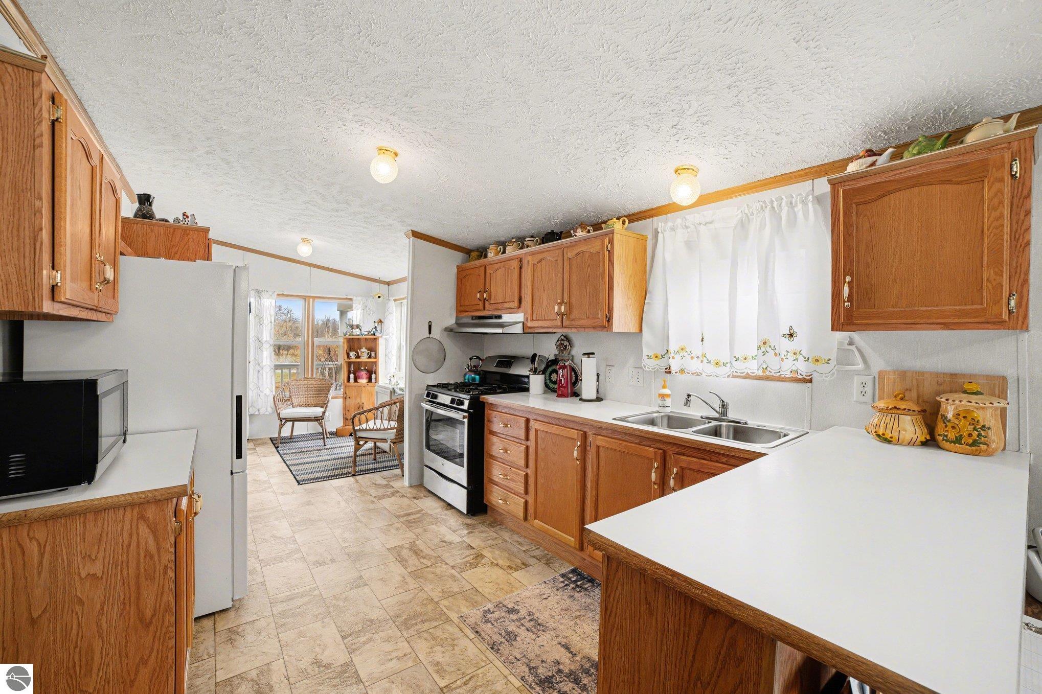 7915 S Curtis Road, MI 48858 — Photo 3