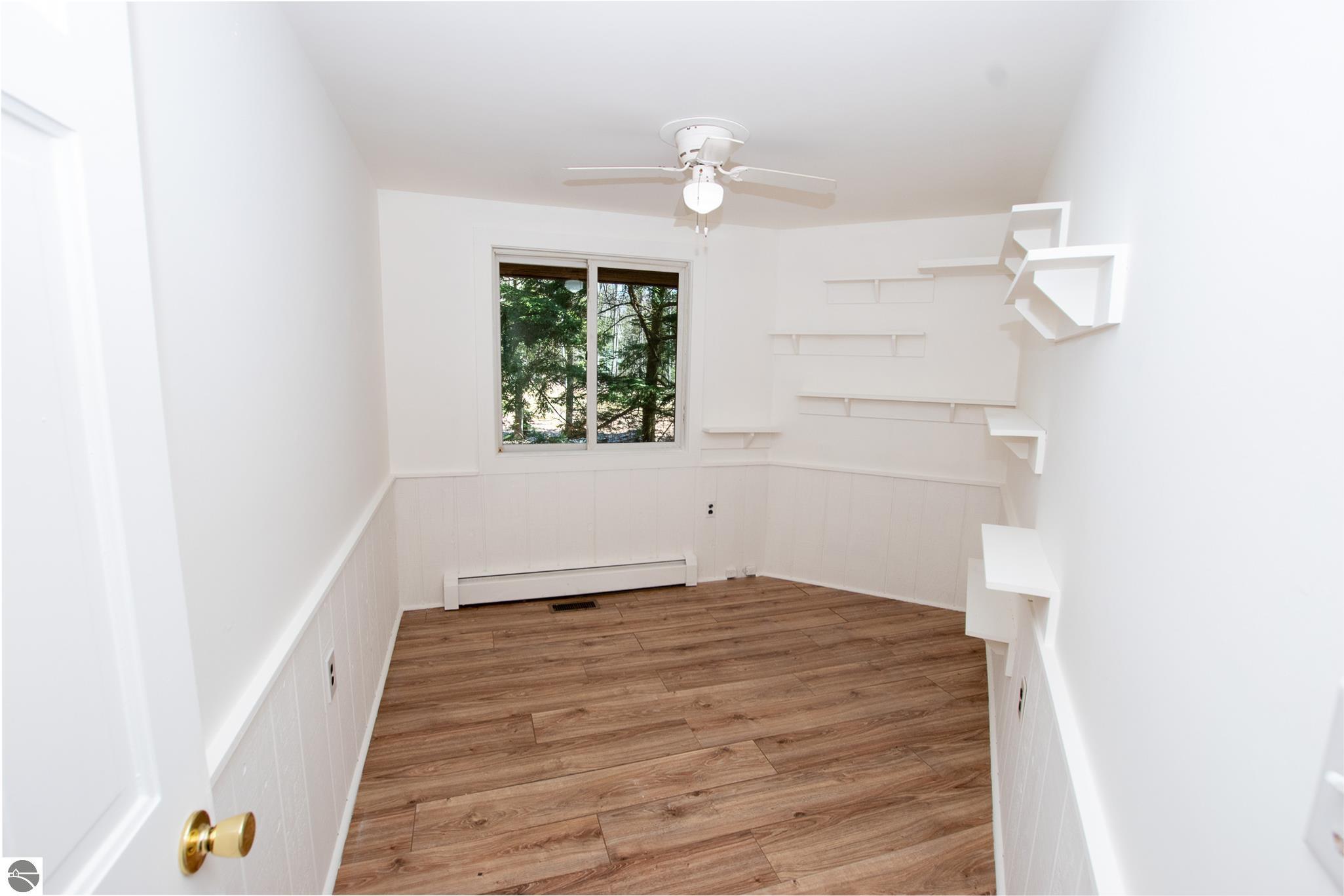 10829 N Shore Drive, Northport, MI 49670 — Photo 20