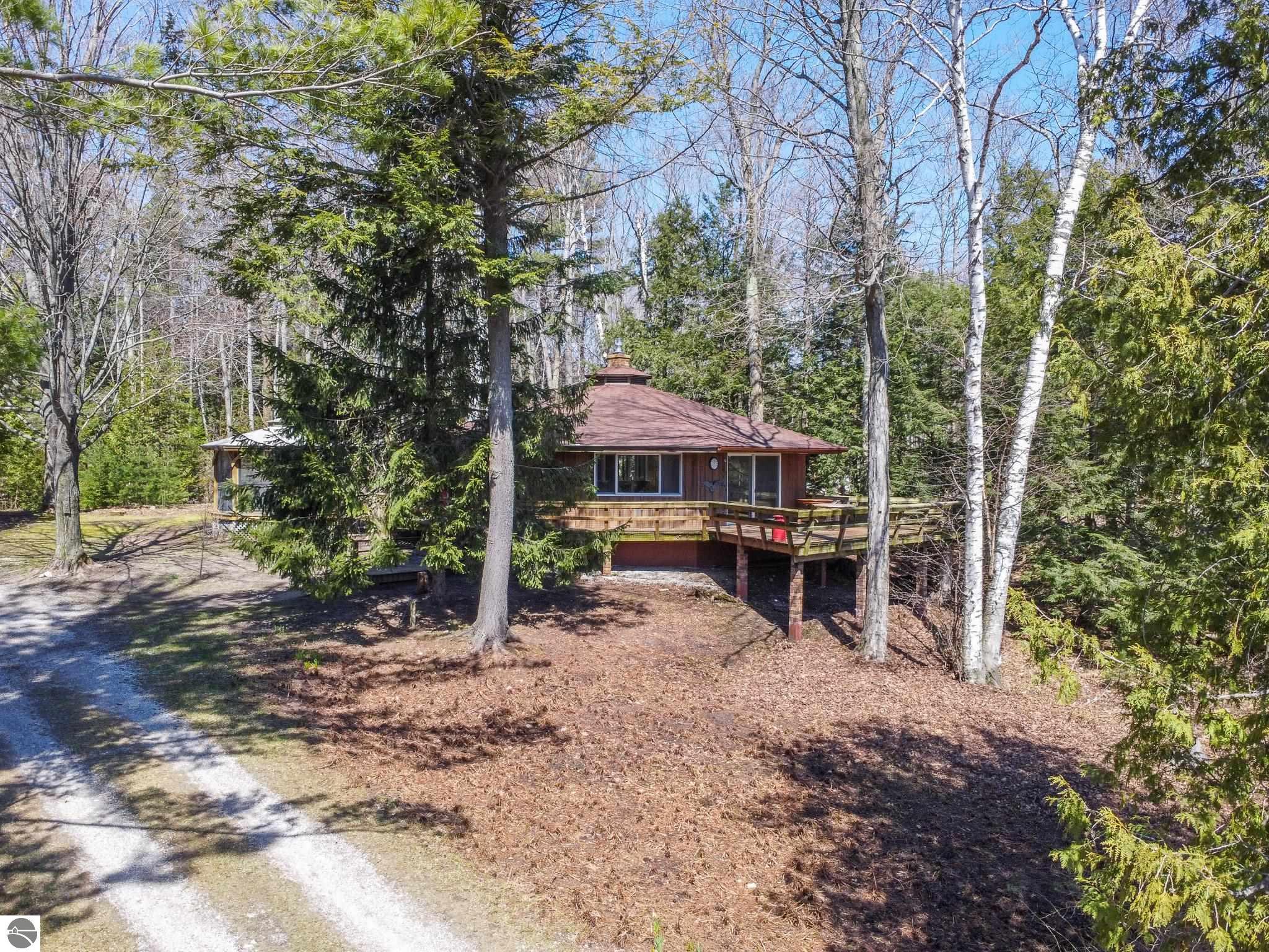 10829 N Shore Drive, Northport, MI 49670 — Photo 3
