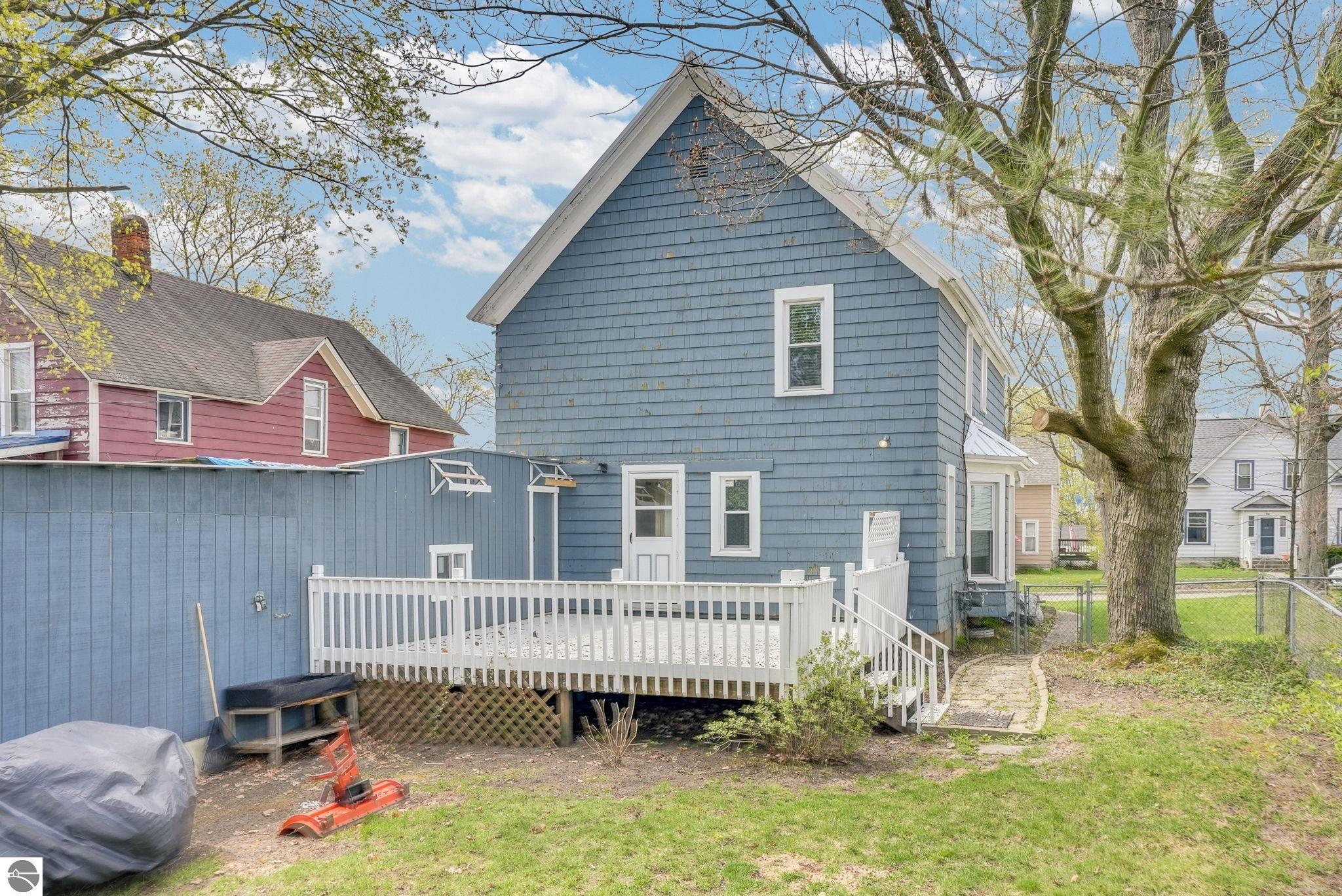 417 Prospect Street, Cadillac, MI 49601 — Photo 15