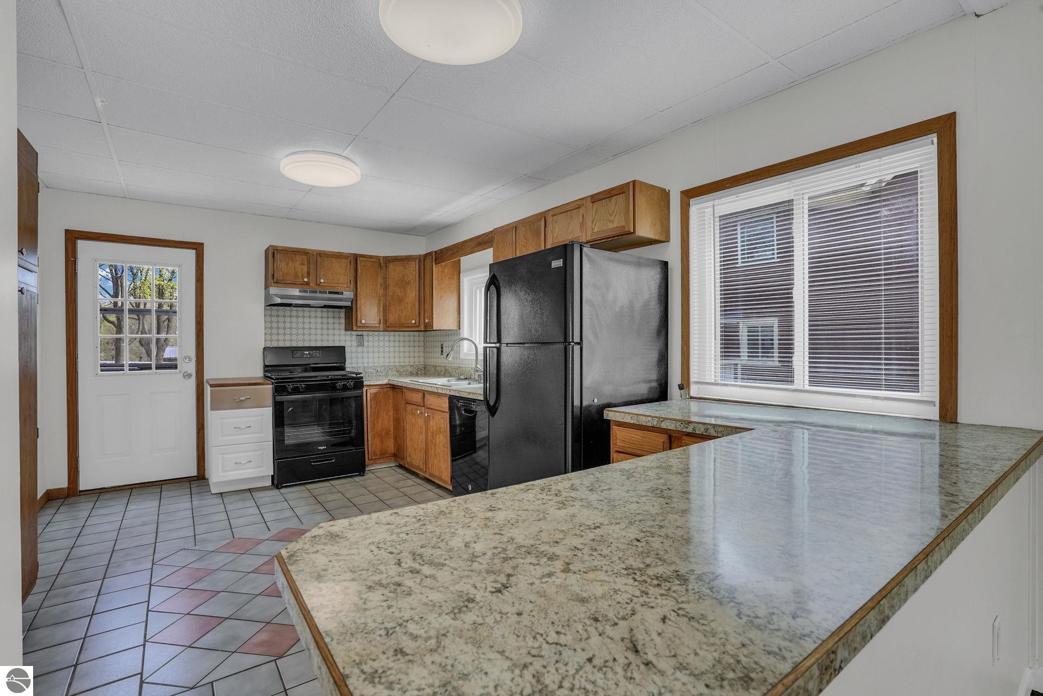 417 Prospect Street, Cadillac, MI 49601 — Photo 6