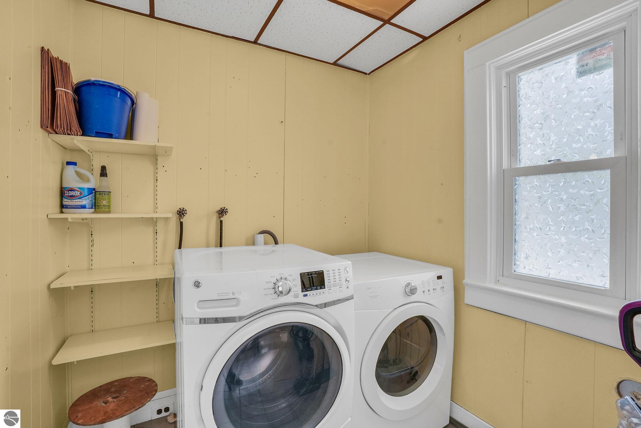 417 Prospect Street, Cadillac, MI 49601 — Photo 9