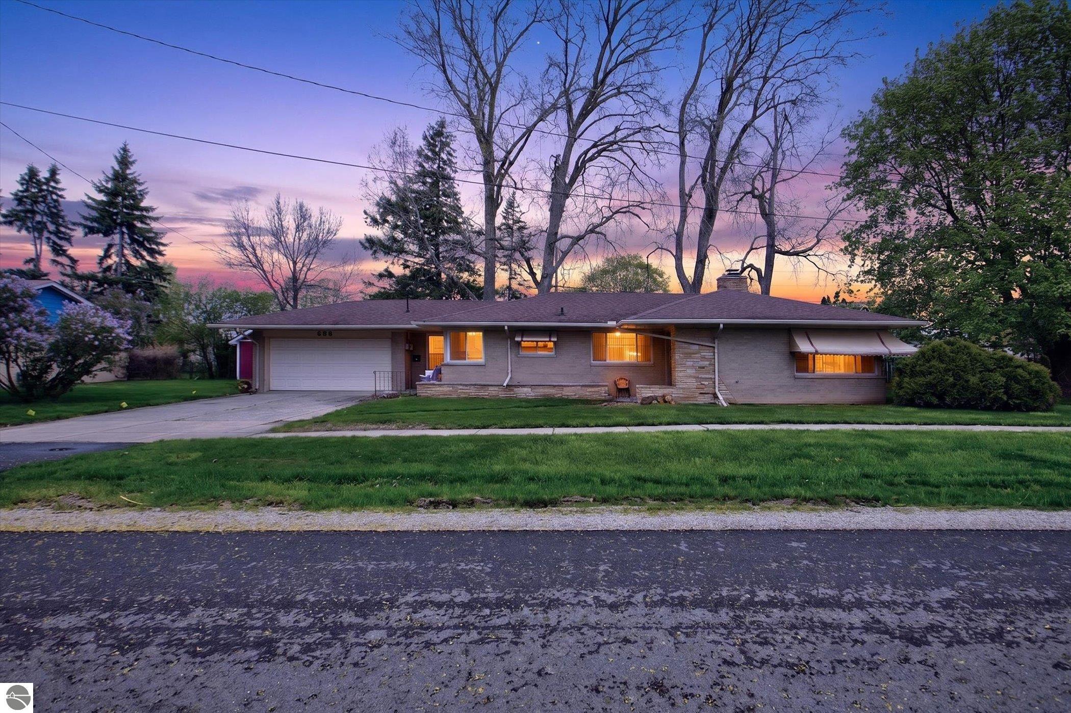 636 Rustic Drive, Saginaw, MI 48604