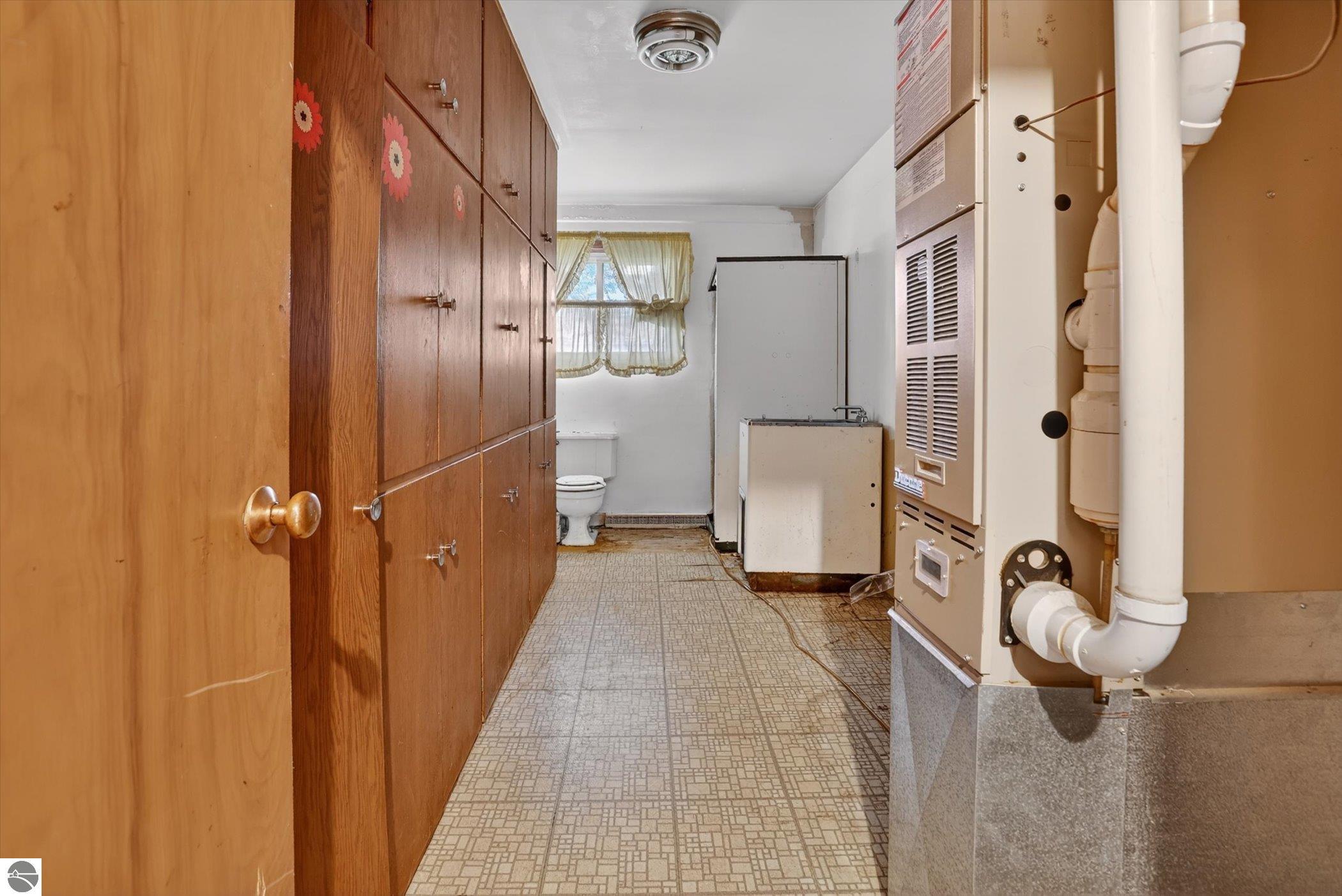 636 Rustic Drive, Saginaw, MI 48604 — Photo 9