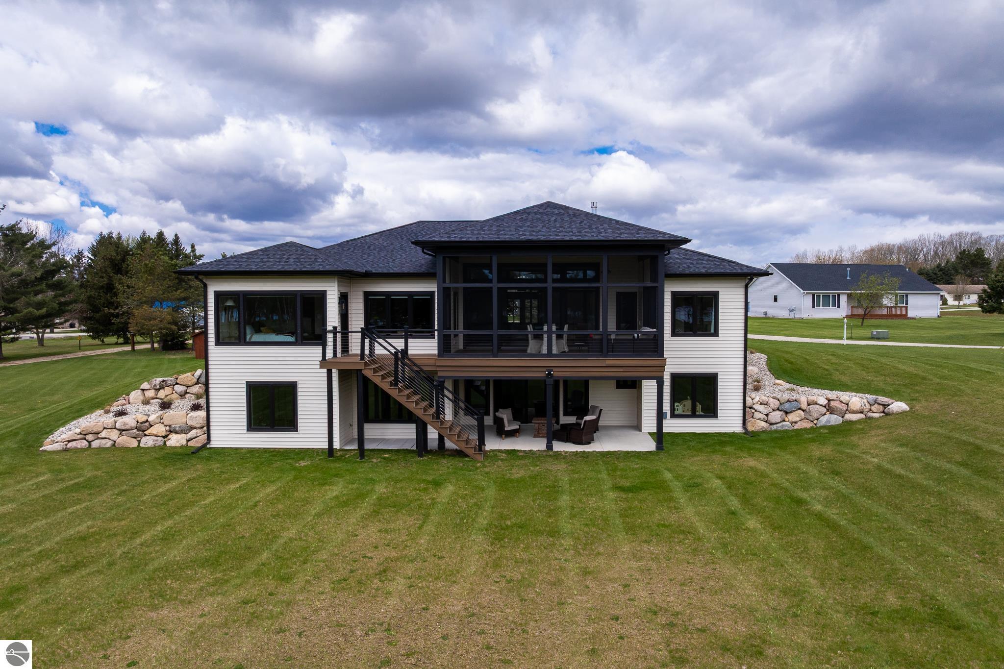1083 Bundy Drive, Lake Isabella, MI 48893 — Photo 4