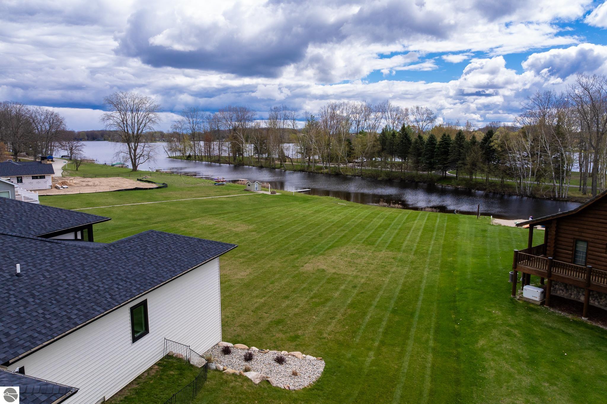 1083 Bundy Drive, Lake Isabella, MI 48893 — Photo 70