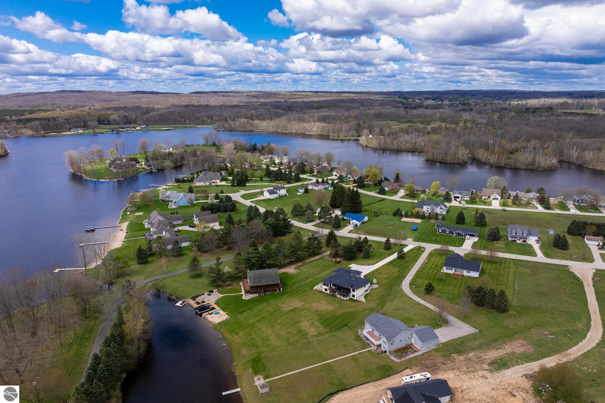 1083 Bundy Drive, Lake Isabella, MI 48893 — Photo 77