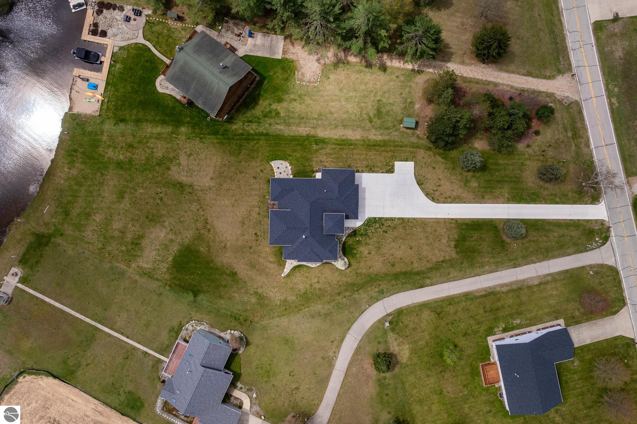 1083 Bundy Drive, Lake Isabella, MI 48893 — Photo 79