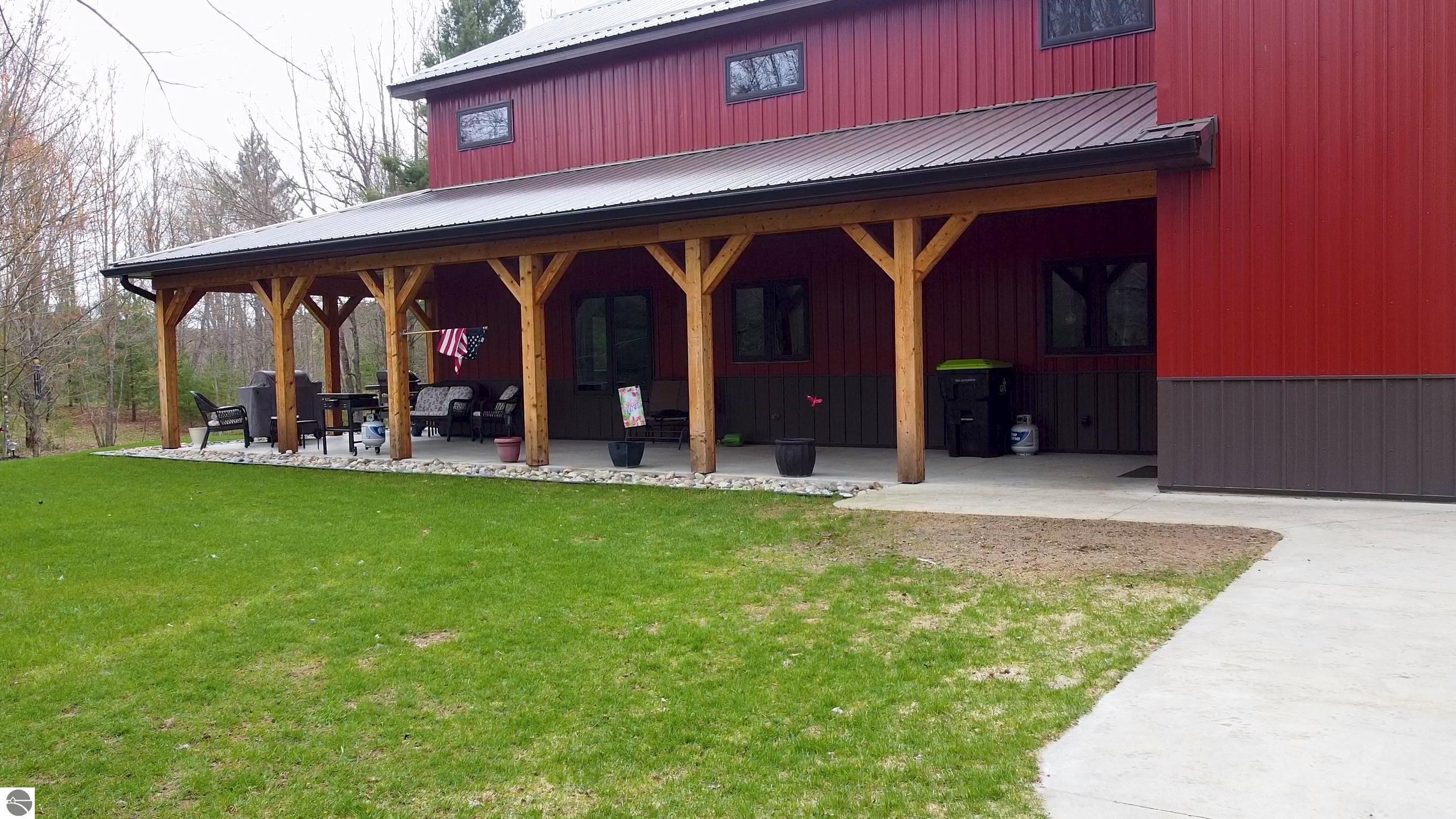 7289 SW Creighton Road, South Boardman, MI 49680 — Photo 8
