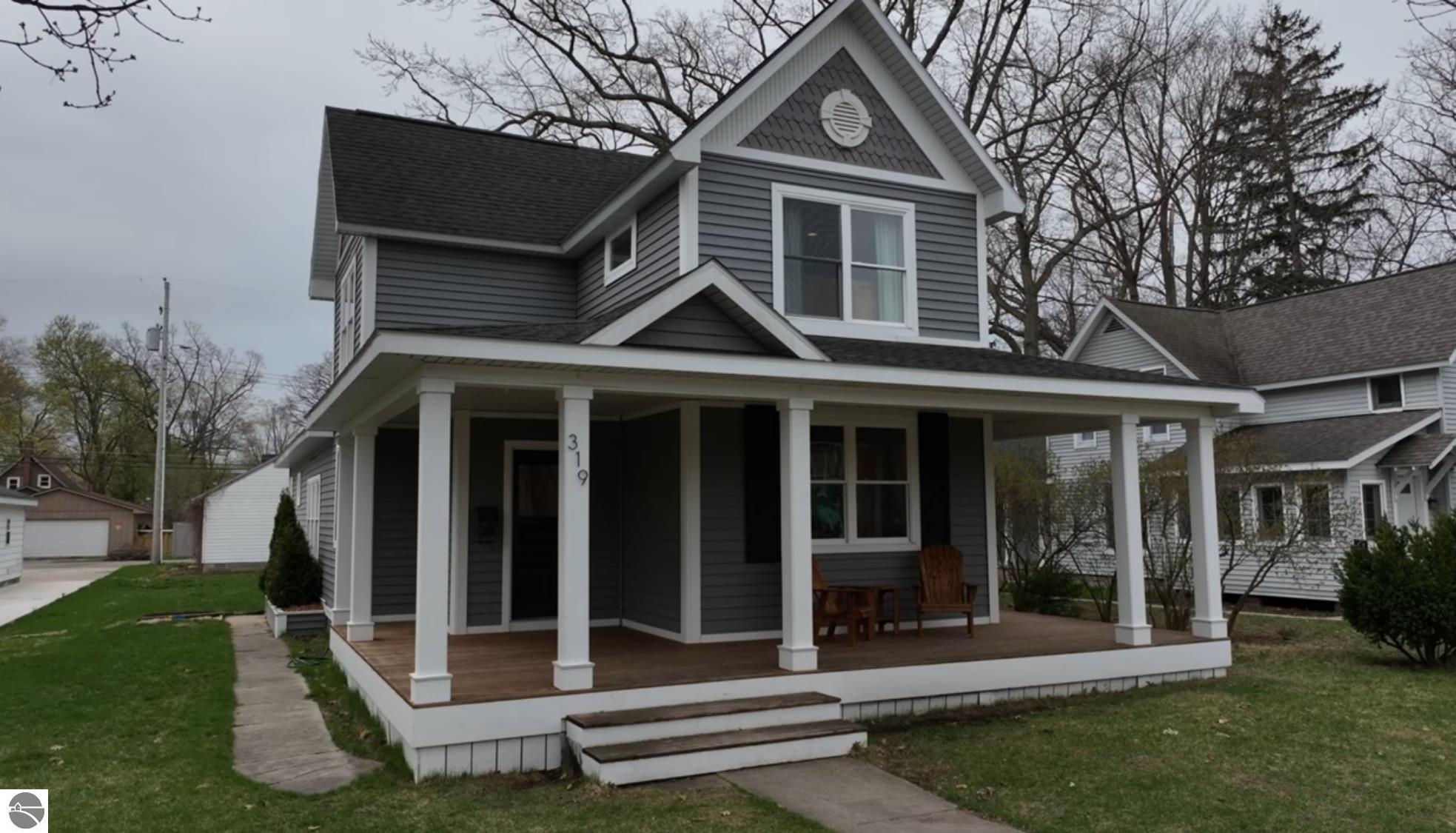 319 W Eighth Street