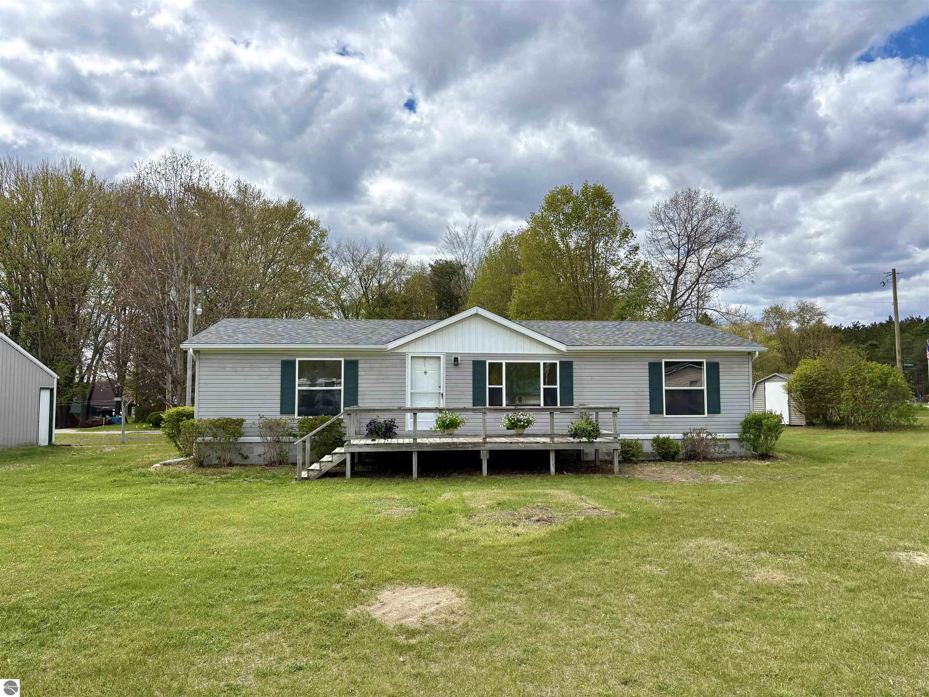 1973 Midway Drive, Weidman, MI 48893