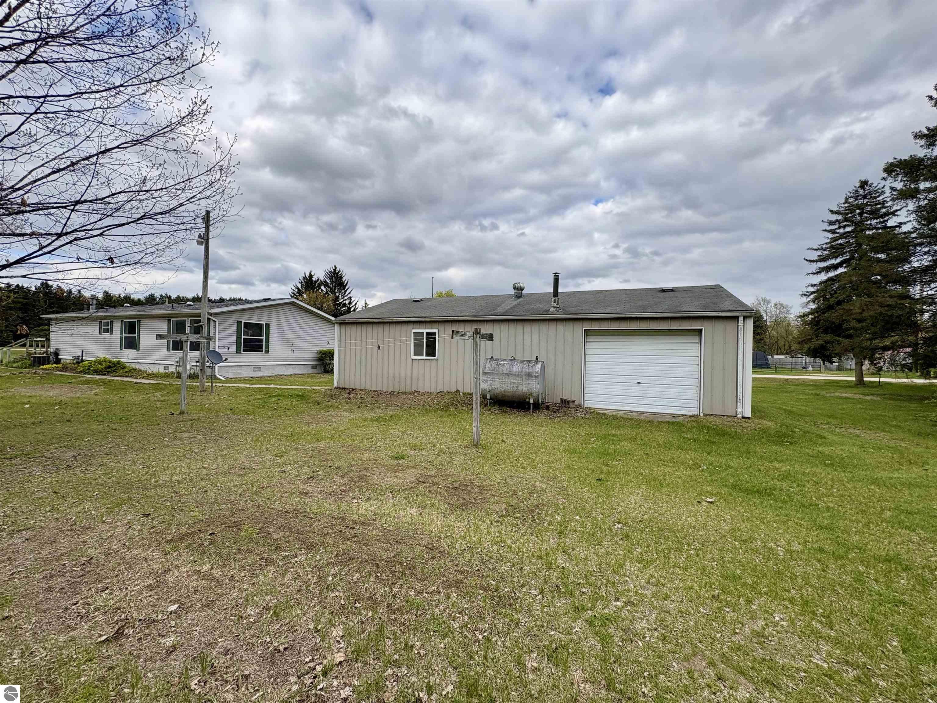 1973 Midway Drive, Weidman, MI 48893 — Photo 16