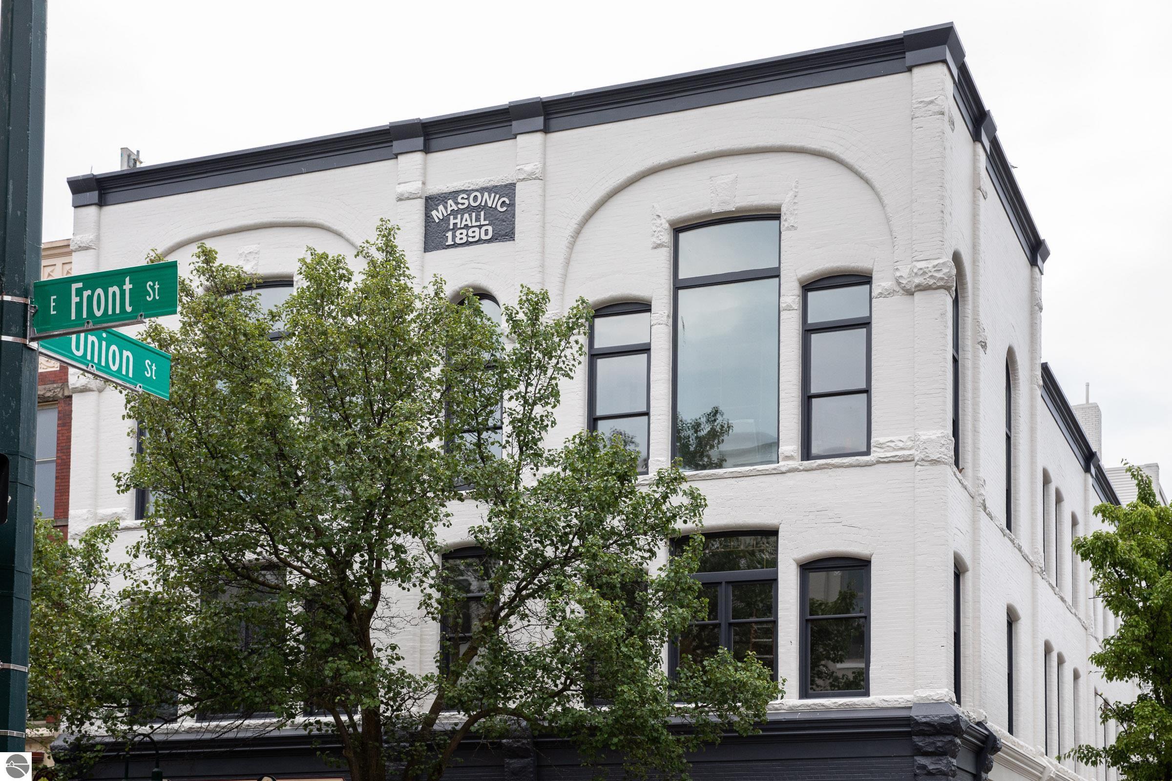 100 E Front Street # 201