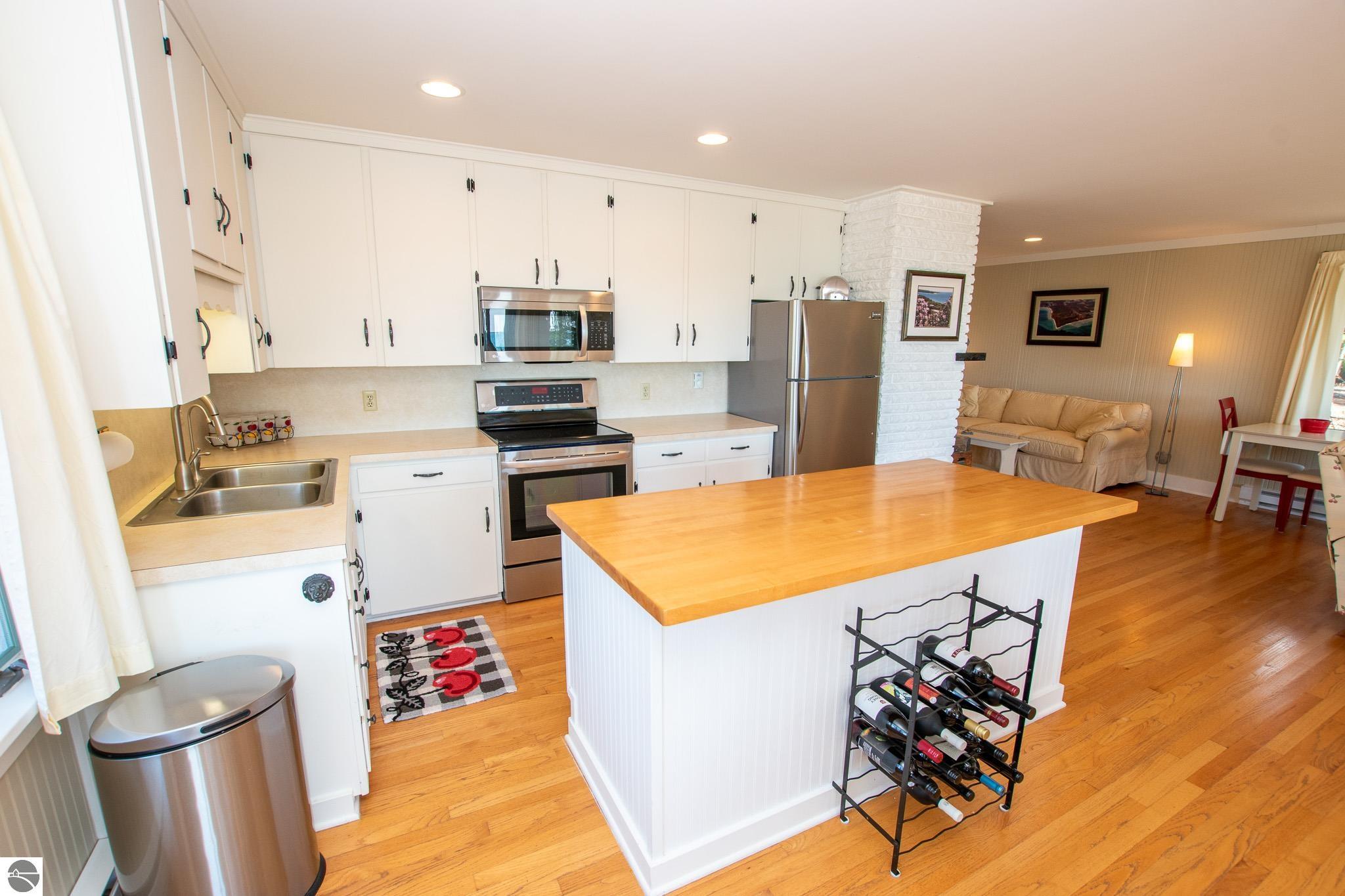 3784 S Lee Point Road, Suttons Bay, MI 49682 — Photo 24