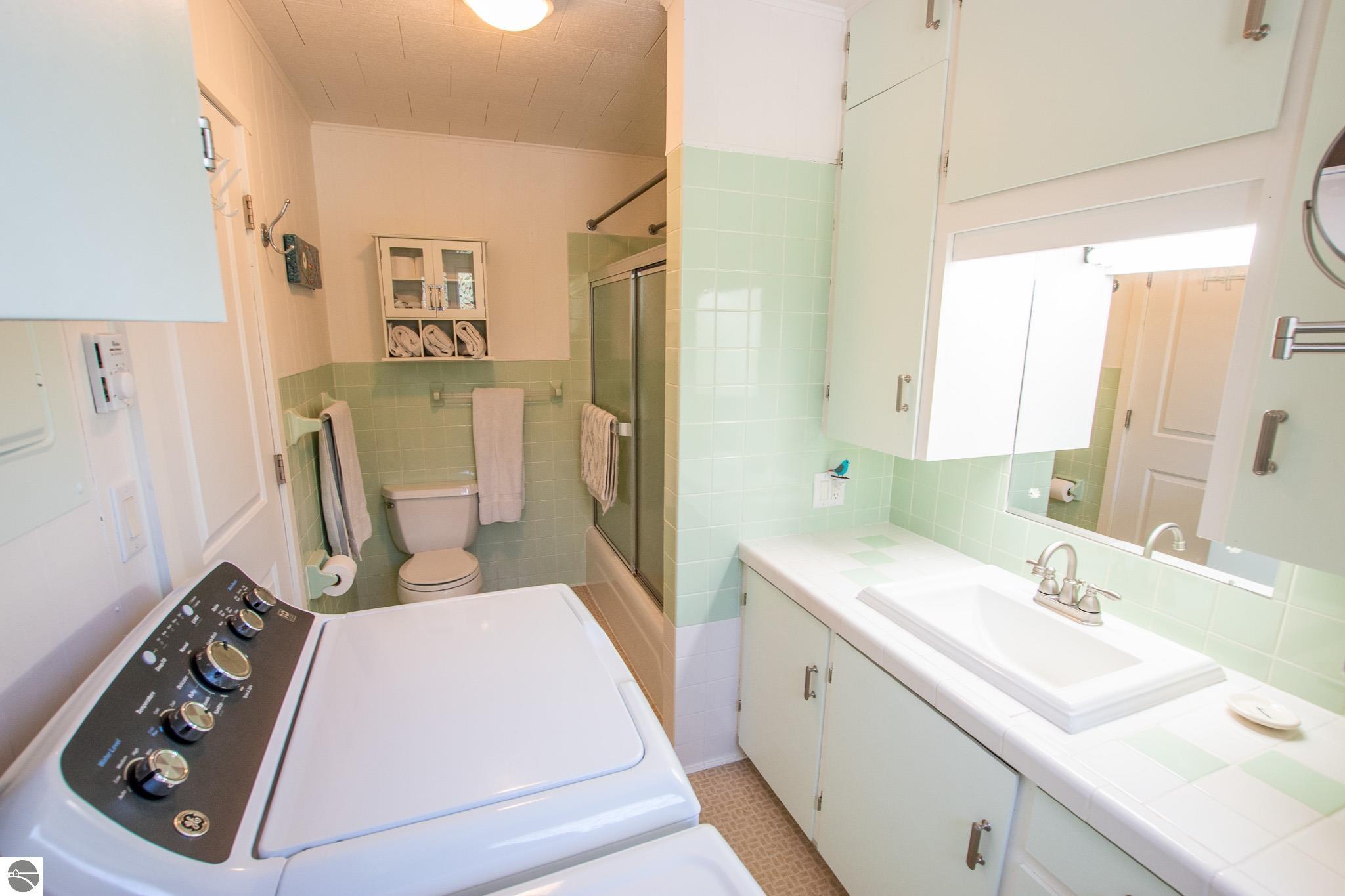 3784 S Lee Point Road, Suttons Bay, MI 49682 — Photo 38