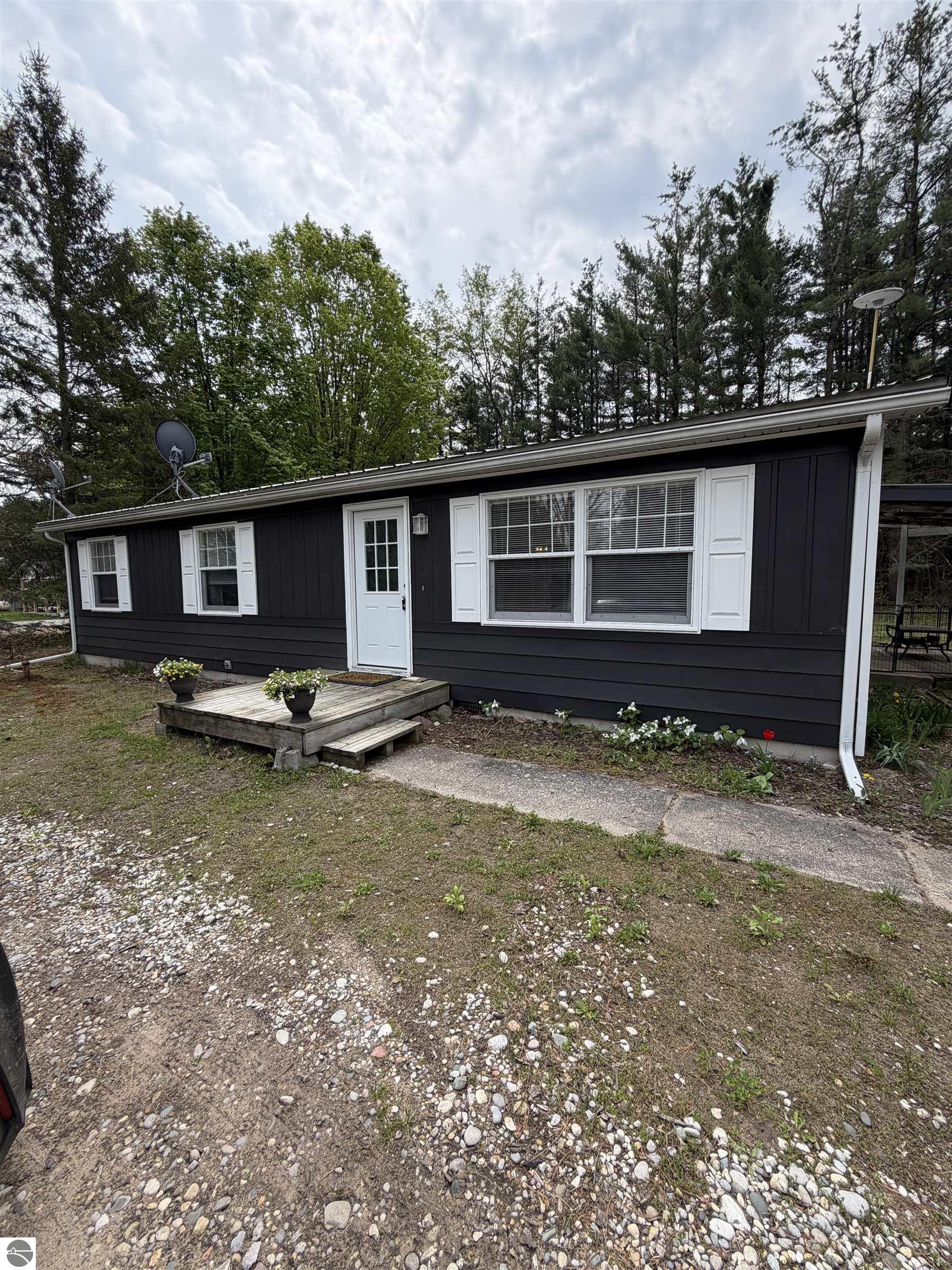 10061 W Cadillac Road, Cadillac, MI 49601 — front exterior