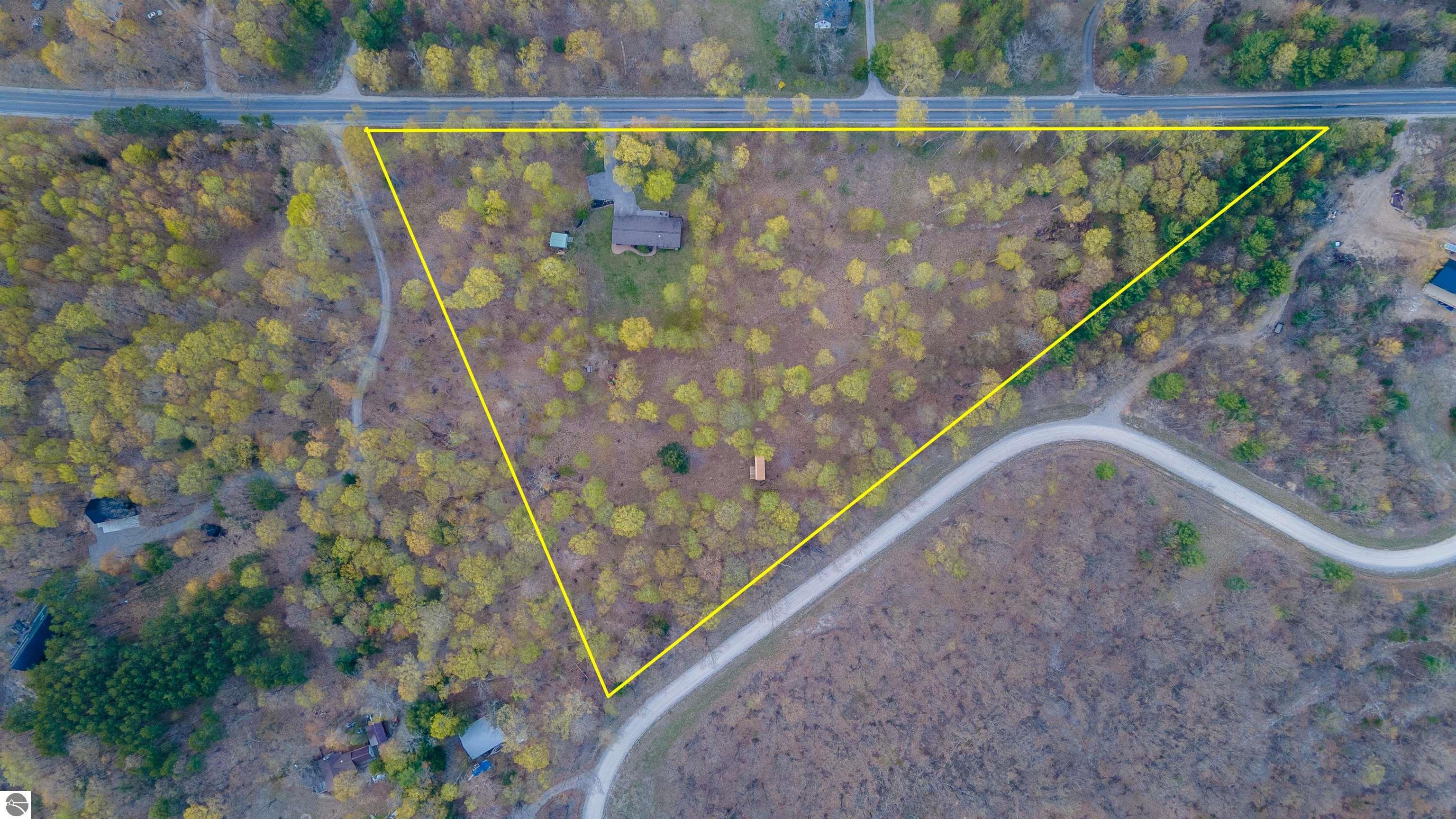3189 Trumbull Road, Maple City, MI 49664 — Photo 34